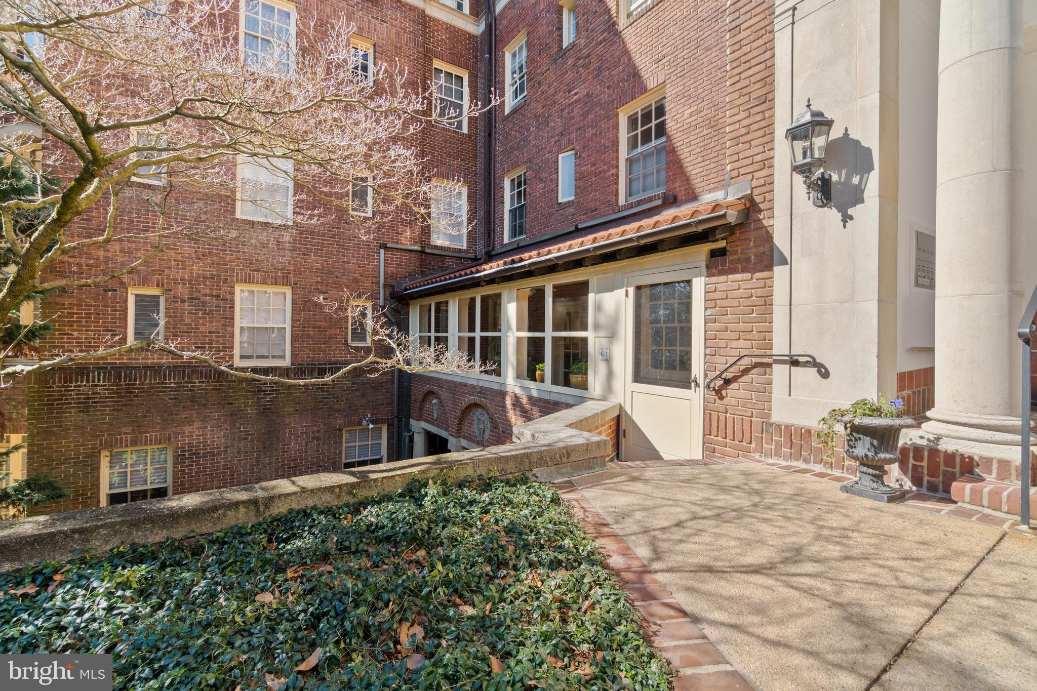 221 STONY RUN LANE G-1