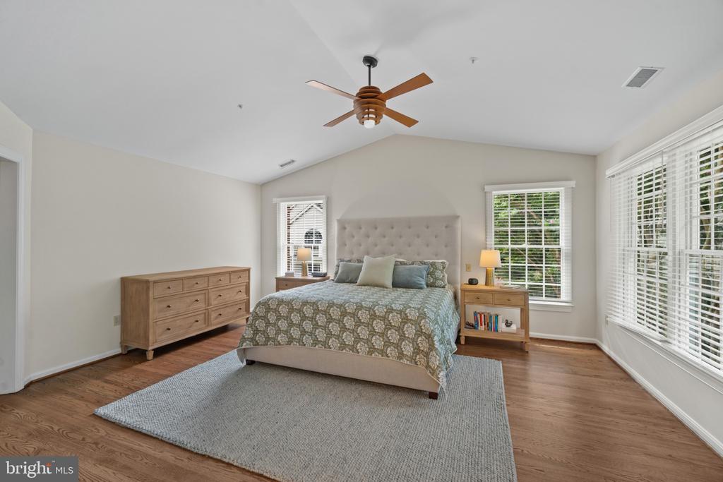 6438 CLOISTER GATE DRIVE Unit: 6438