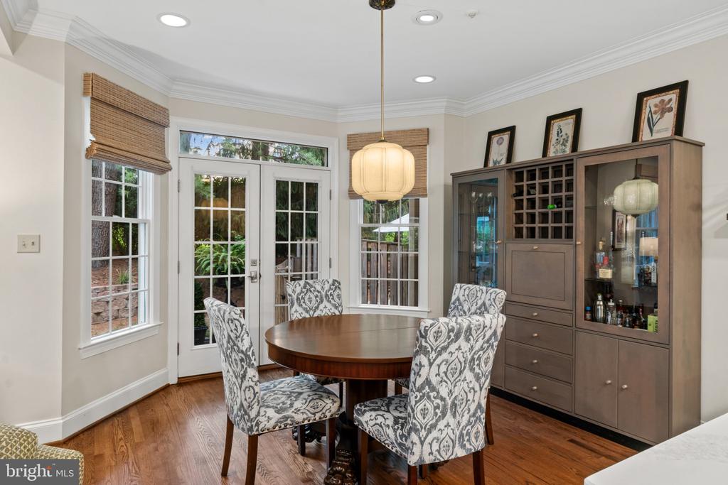 6438 CLOISTER GATE DRIVE Unit: 6438