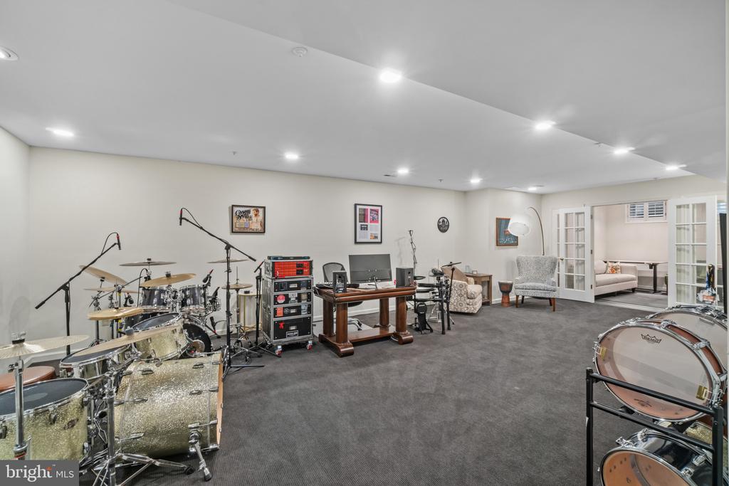 6438 CLOISTER GATE DRIVE Unit: 6438