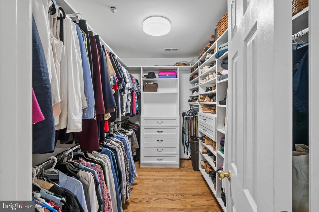 6438 CLOISTER GATE DRIVE Unit: 6438