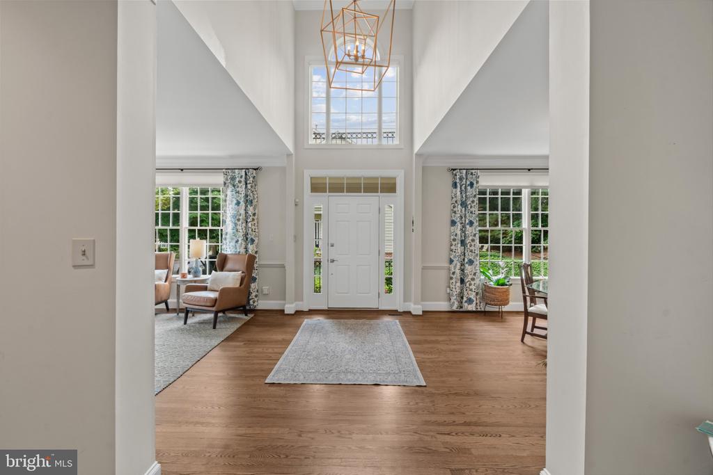 6438 CLOISTER GATE DRIVE Unit: 6438