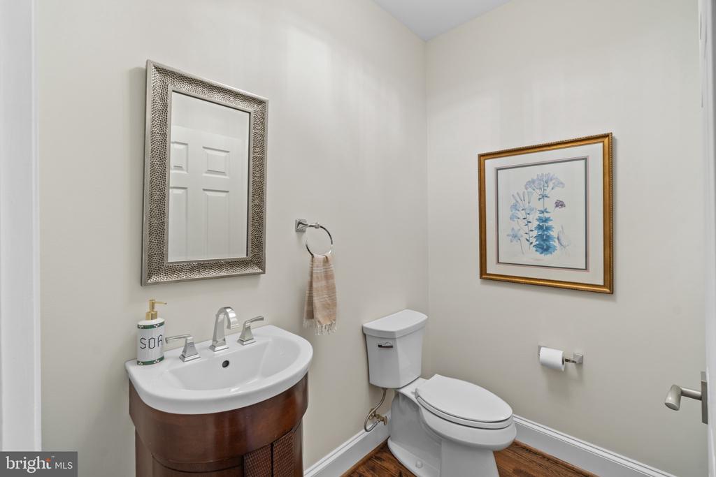 6438 CLOISTER GATE DRIVE Unit: 6438