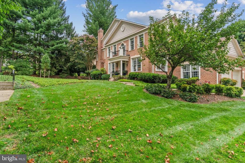 6438 CLOISTER GATE DRIVE Unit: 6438