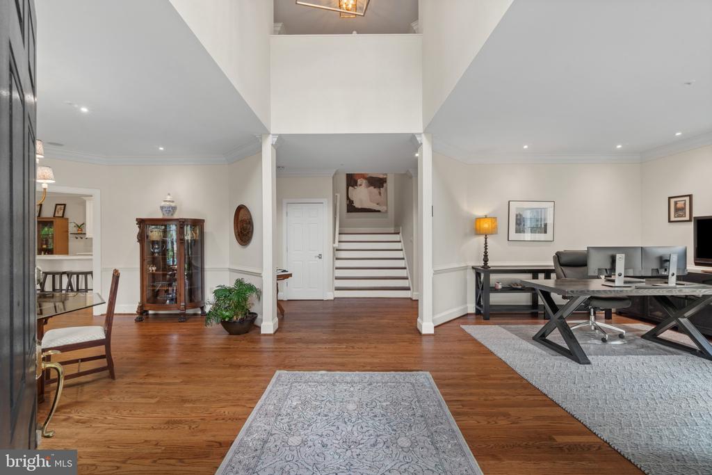 6438 CLOISTER GATE DRIVE Unit: 6438