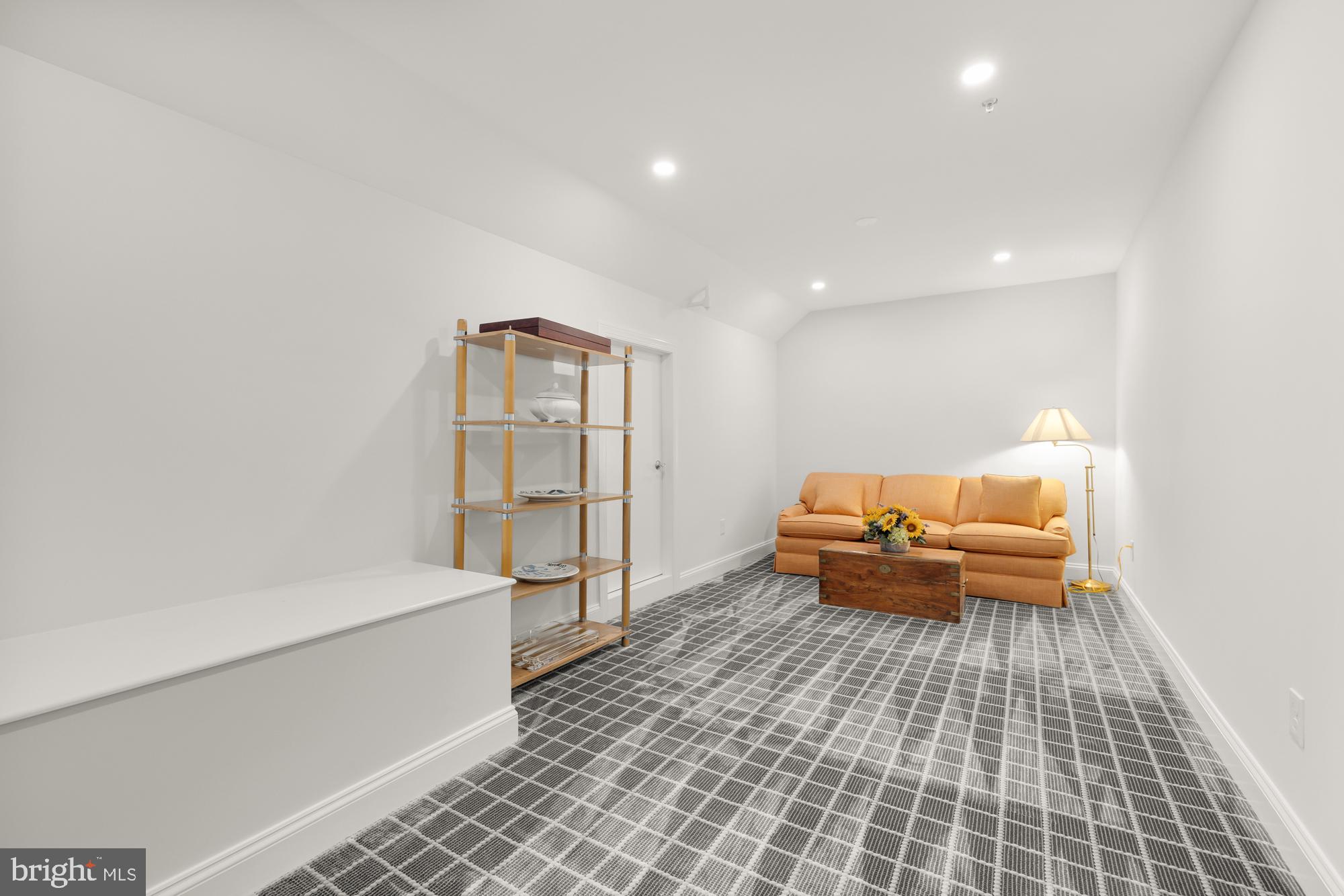 8511 GAVIN MANOR COURT 9