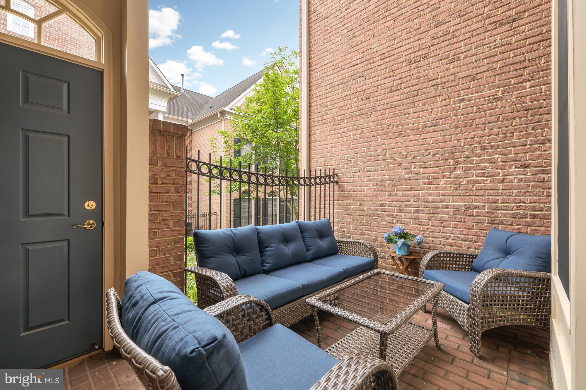 8511 GAVIN MANOR COURT 9