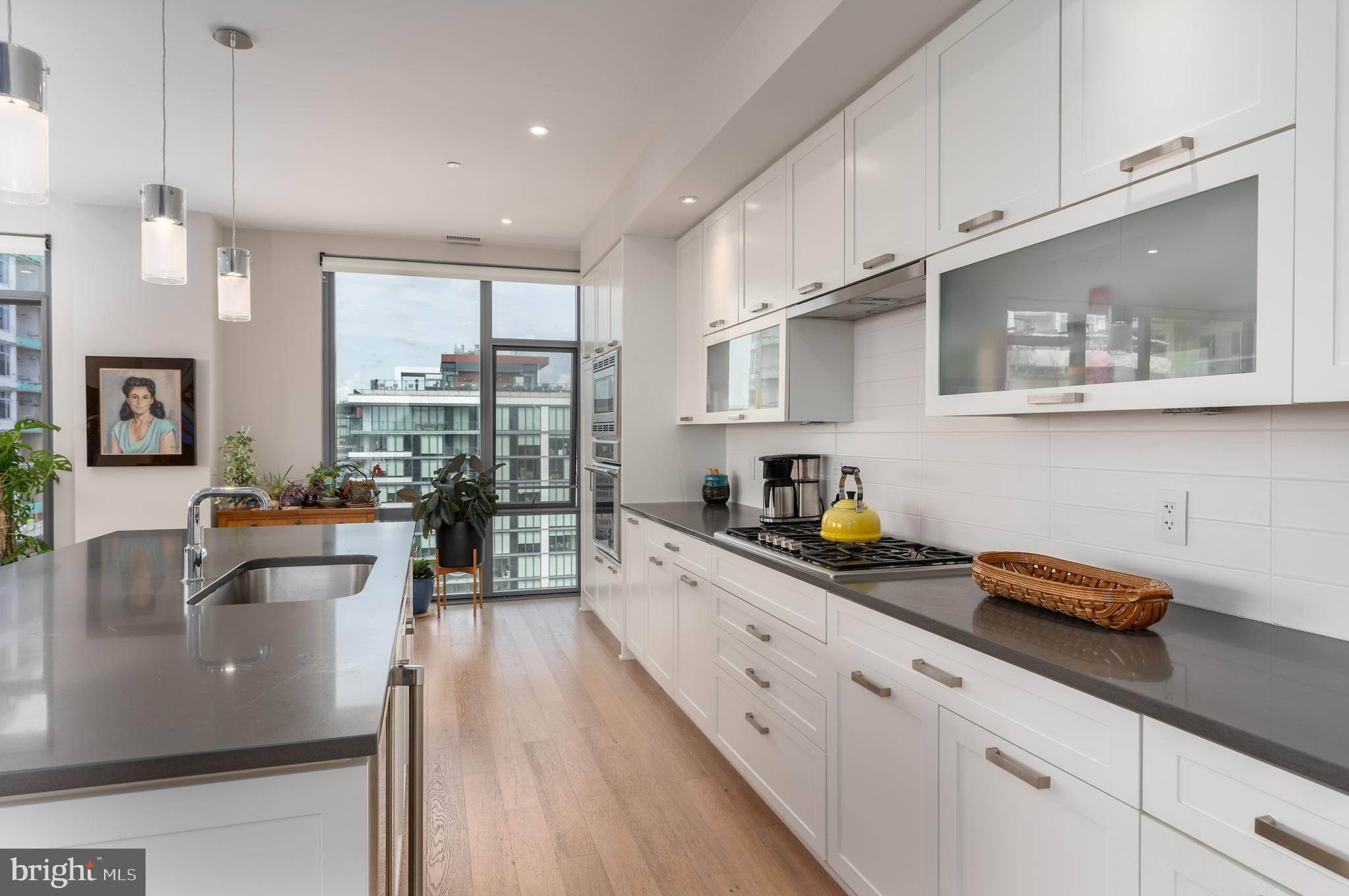 4960 FAIRMONT AVENUE PH2