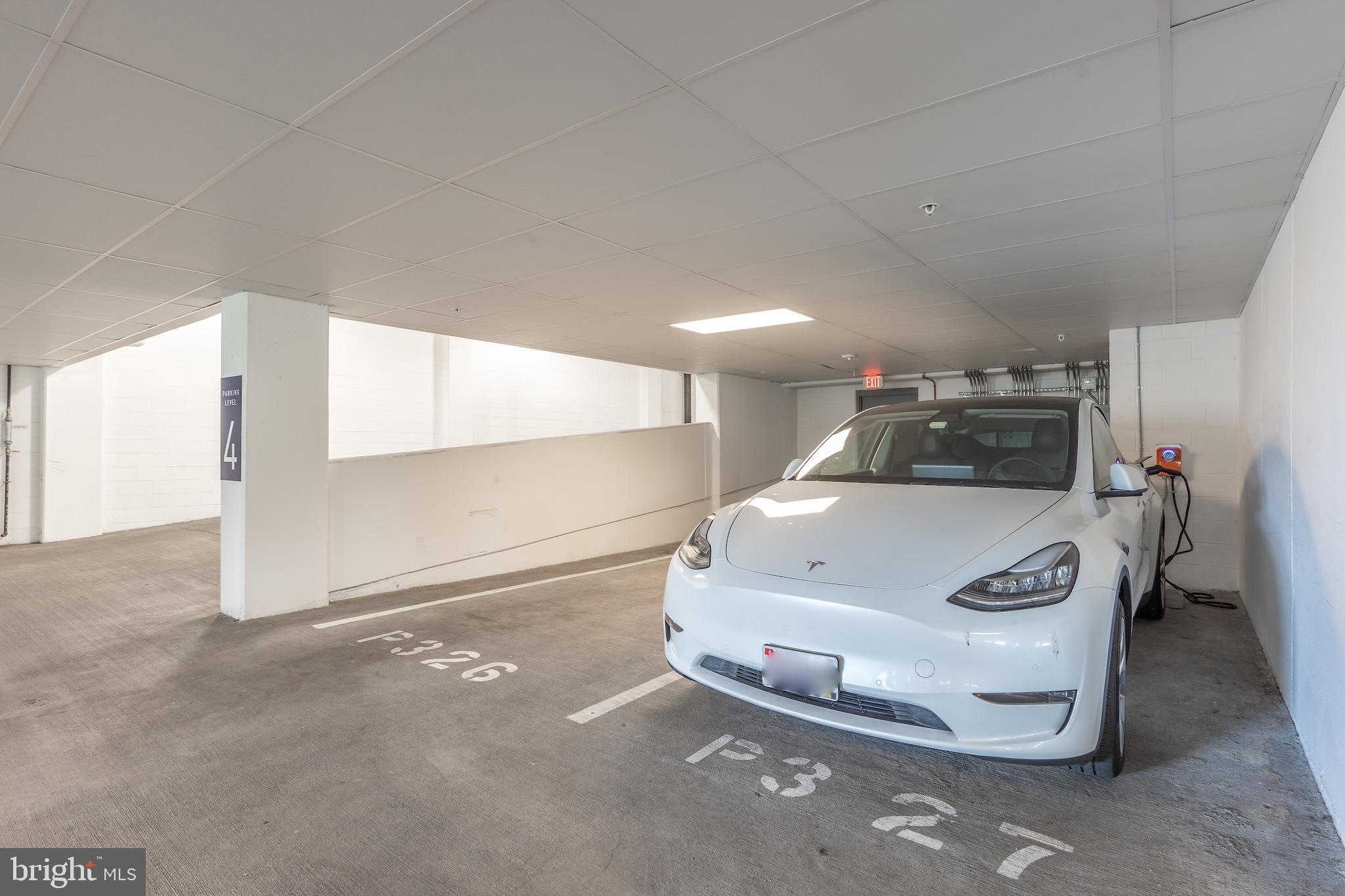 4960 FAIRMONT AVENUE PH2