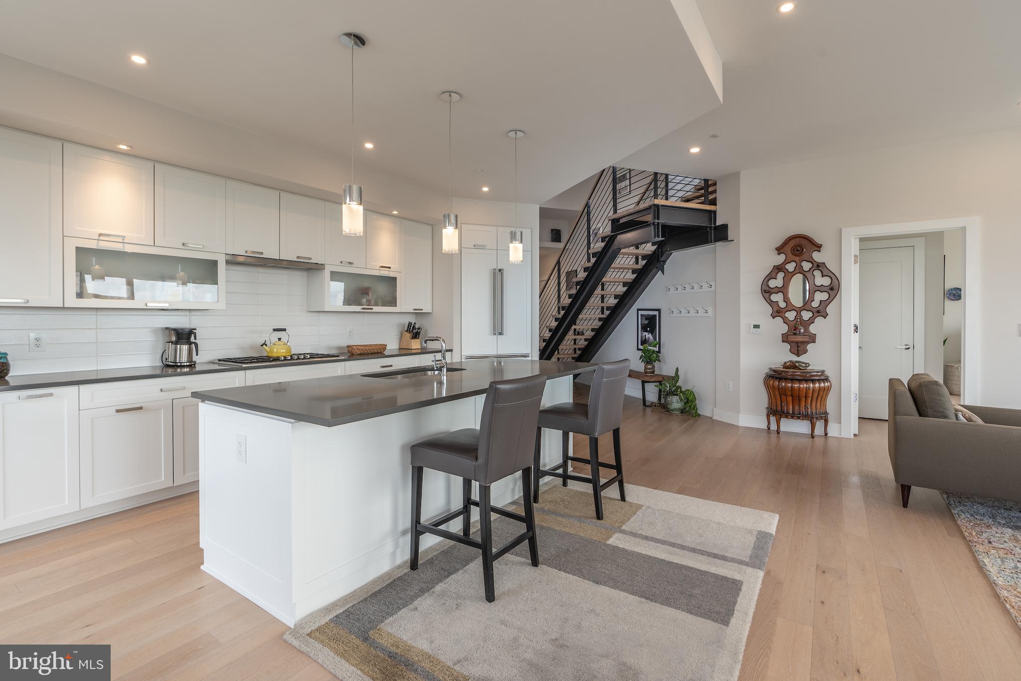 4960 FAIRMONT AVENUE PH2