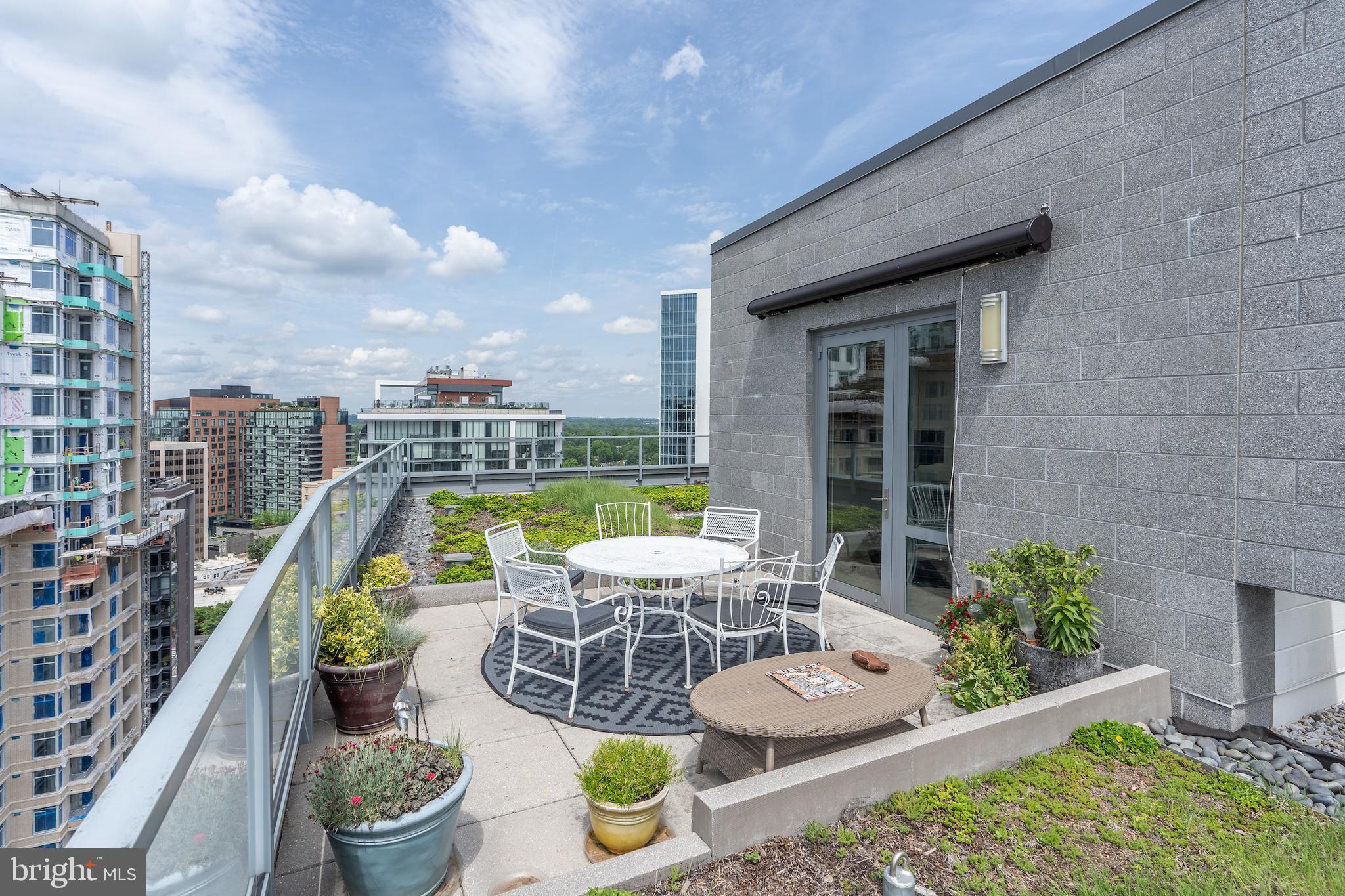 4960 FAIRMONT AVENUE PH2