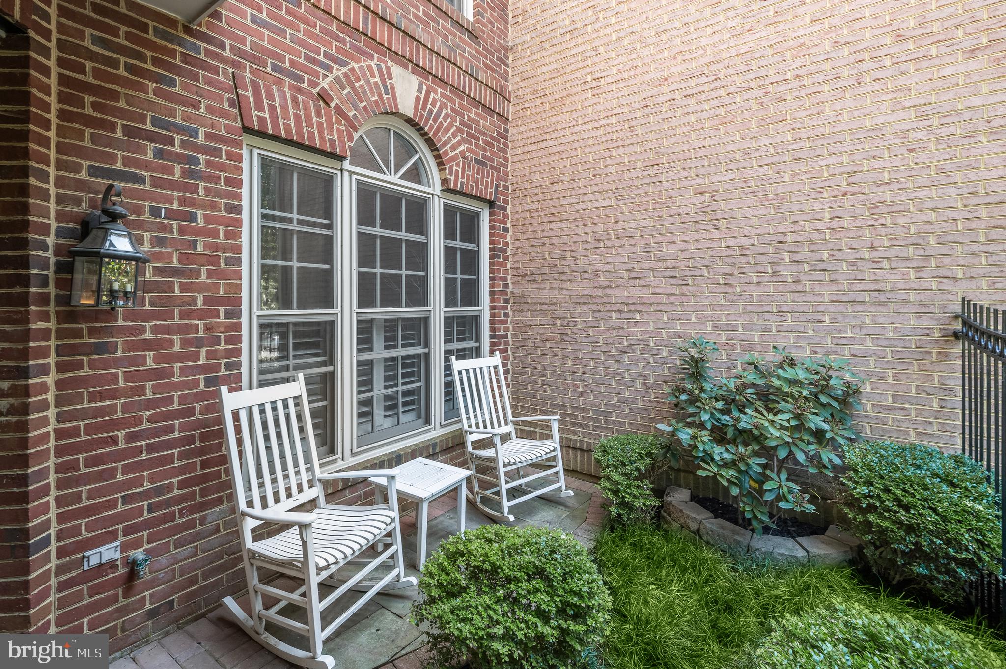 8521 GAVIN MANOR COURT