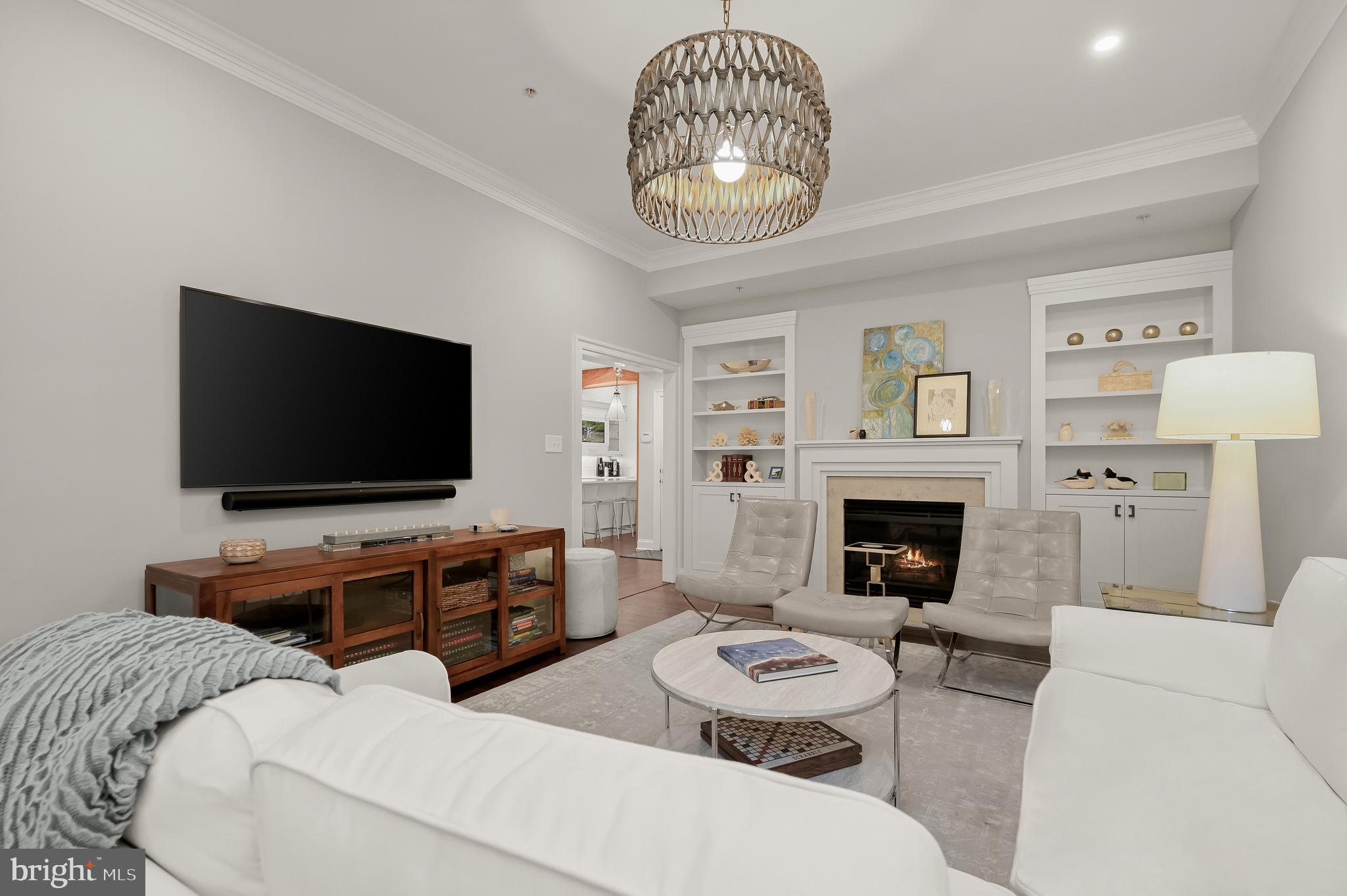 8521 GAVIN MANOR COURT