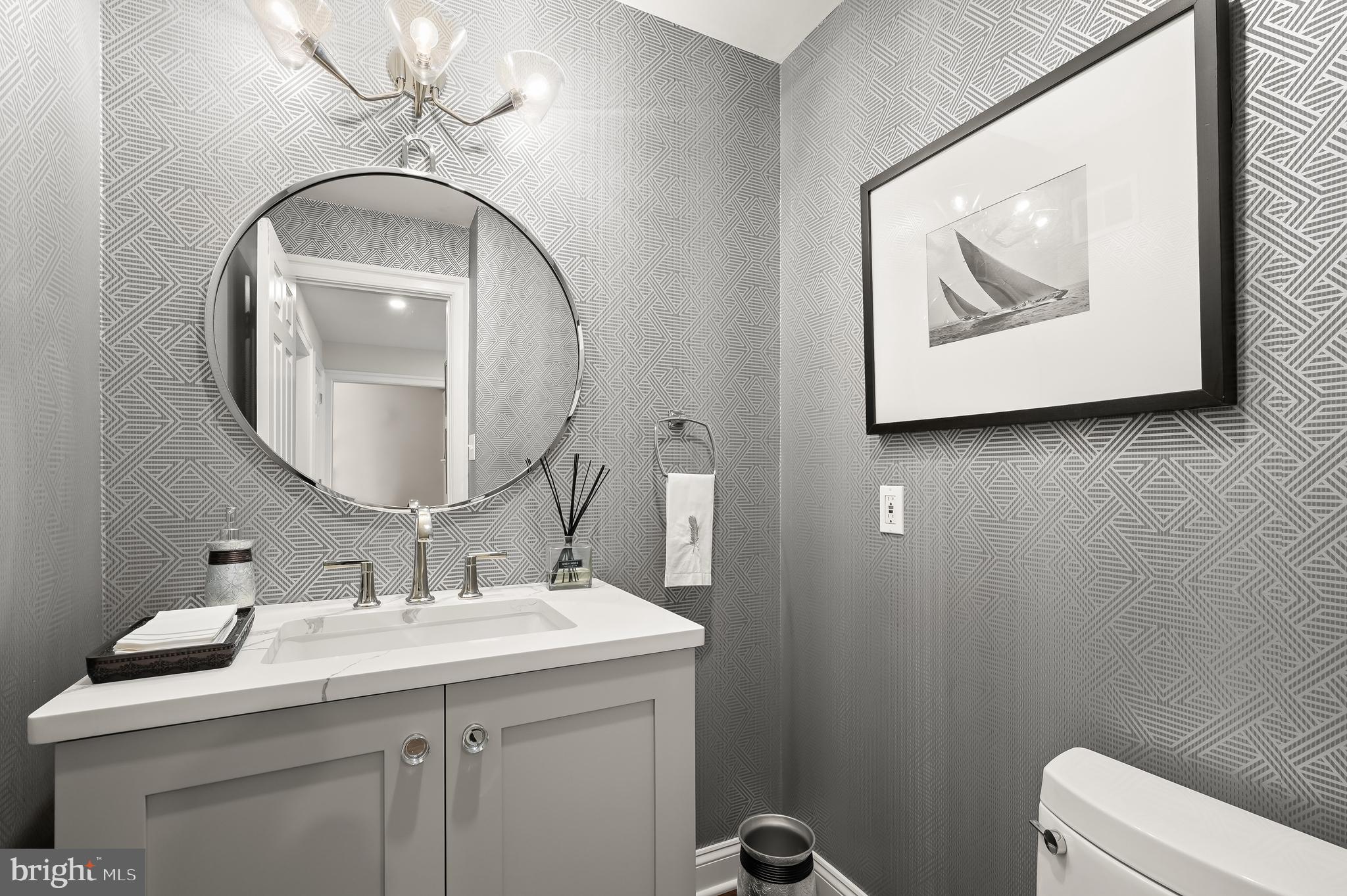 8521 GAVIN MANOR COURT