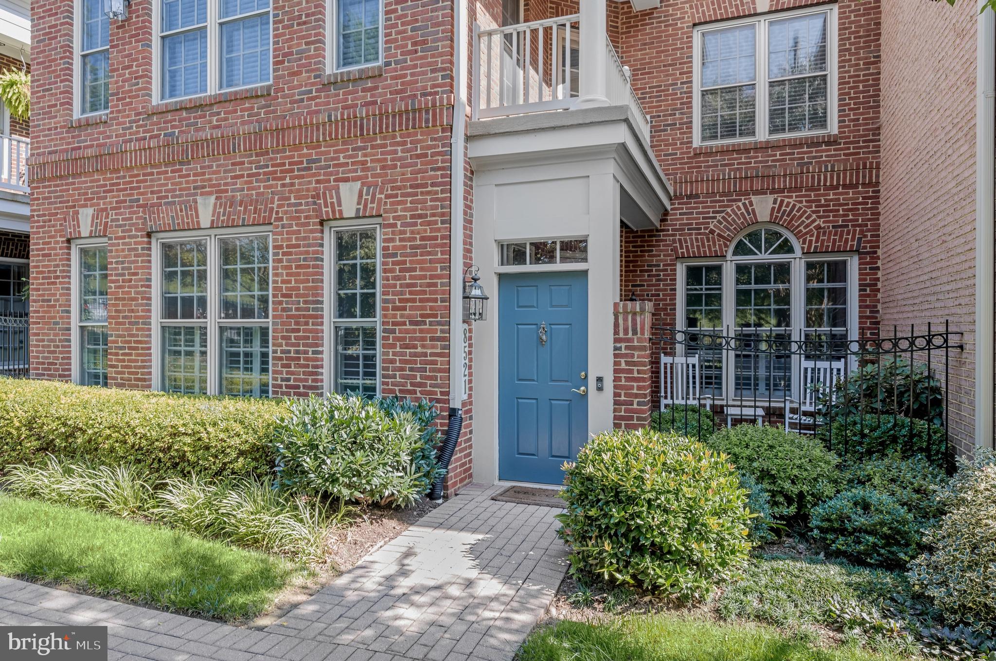 8521 GAVIN MANOR COURT