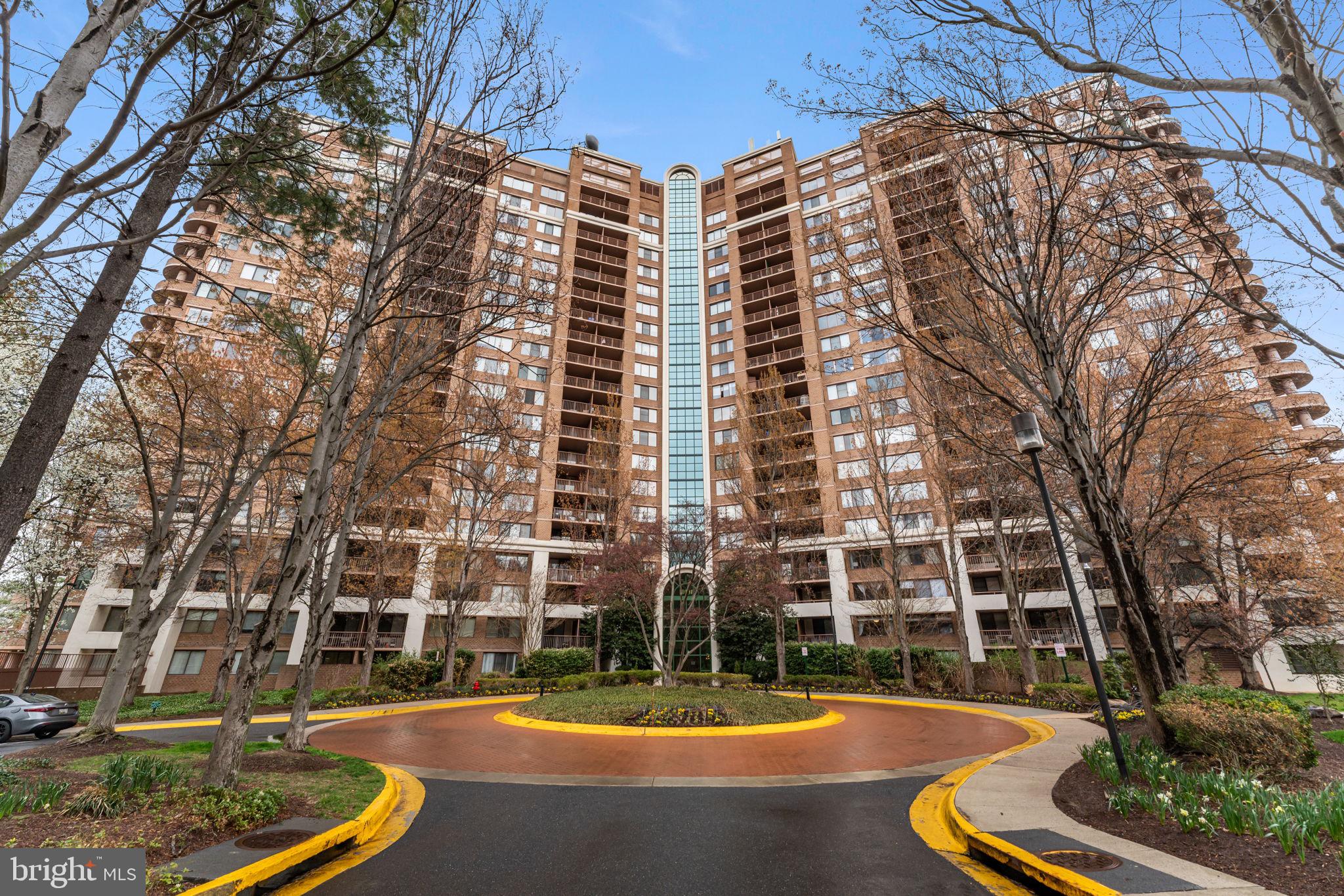 10101 GROSVENOR PLACE 1808