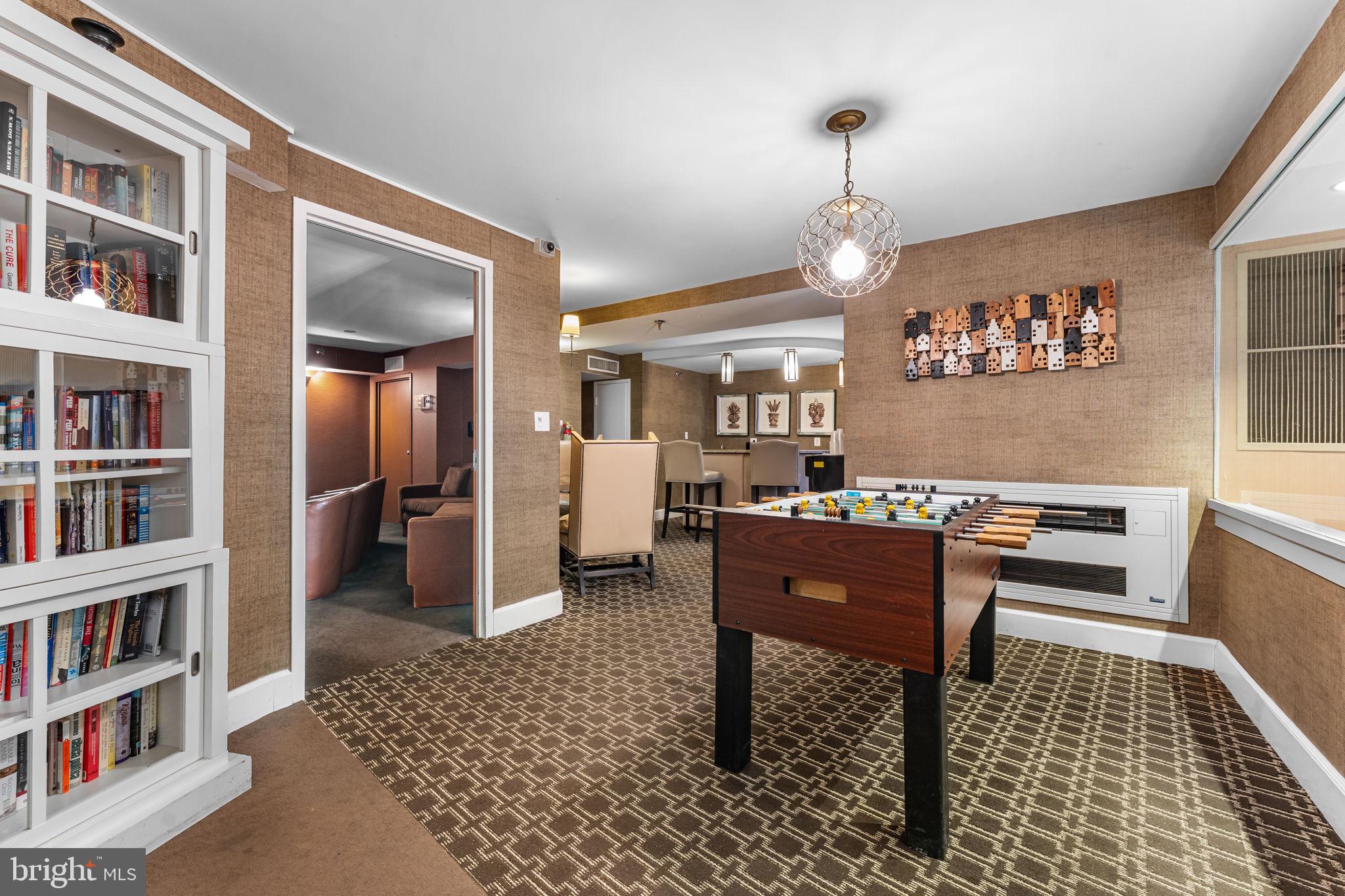 10101 GROSVENOR PLACE 1808