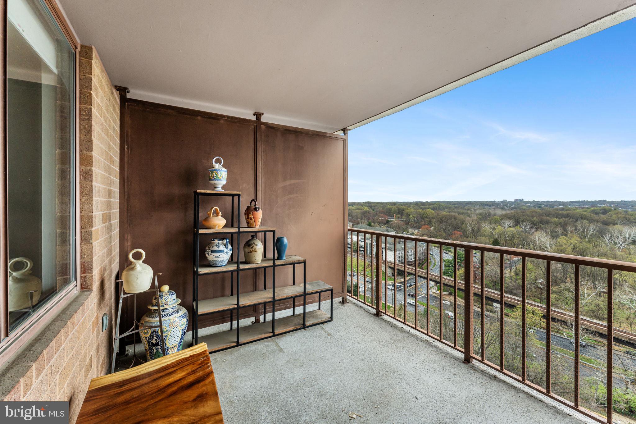 10101 GROSVENOR PLACE 1808