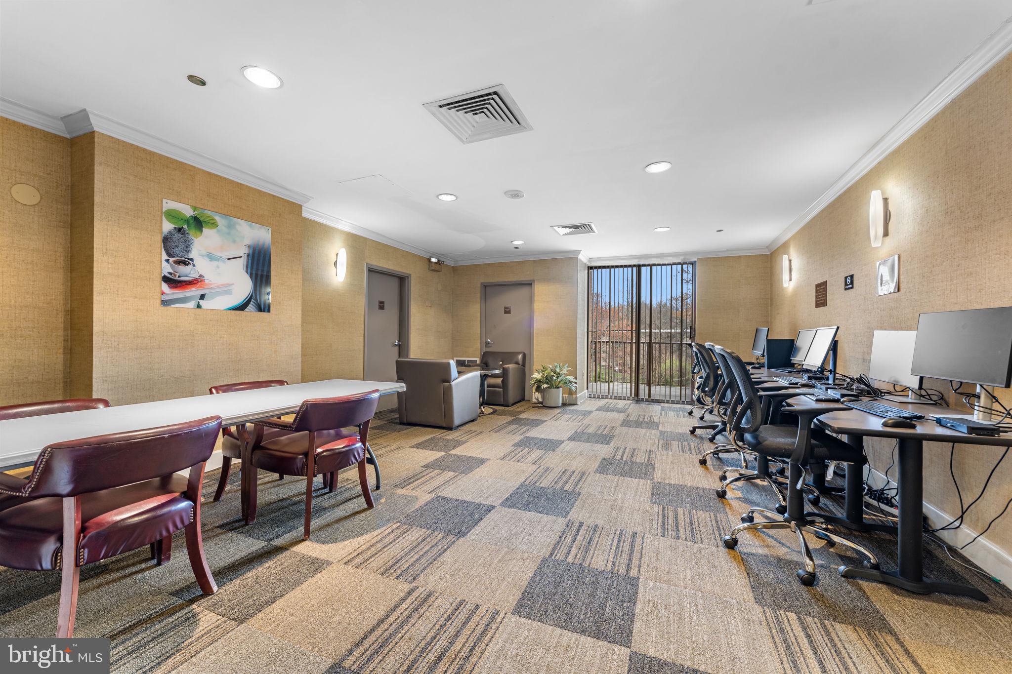 10101 GROSVENOR PLACE 1808