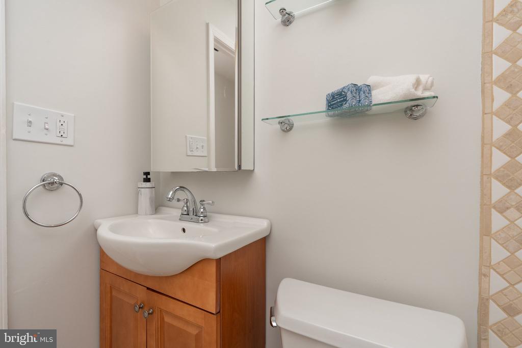 6701 KENWOOD FOREST LANE Unit: 51