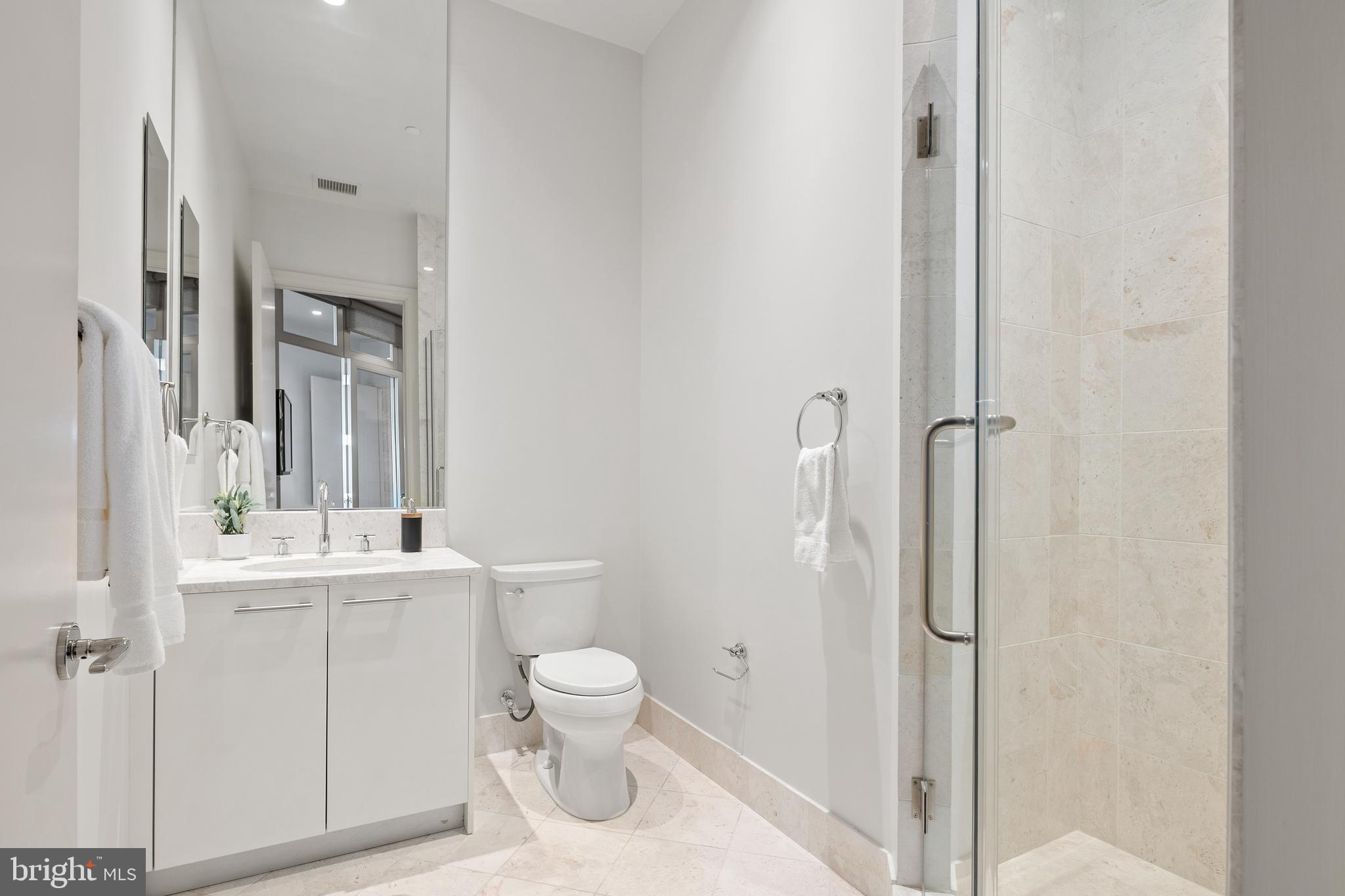 1881 N NASH STREET TS 09