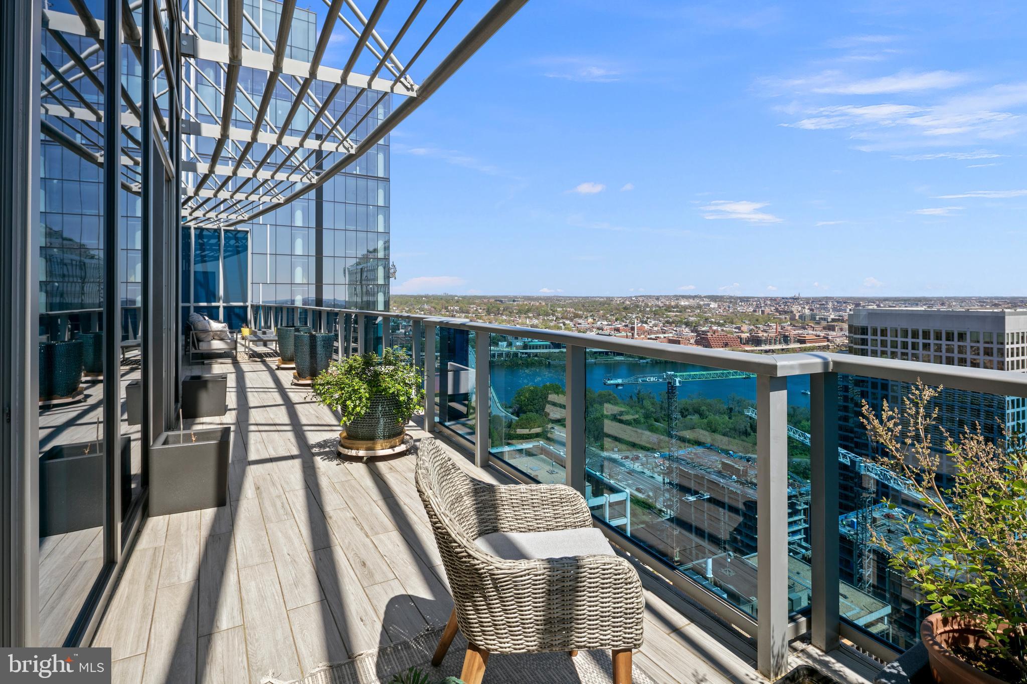 1881 N NASH STREET TS 09