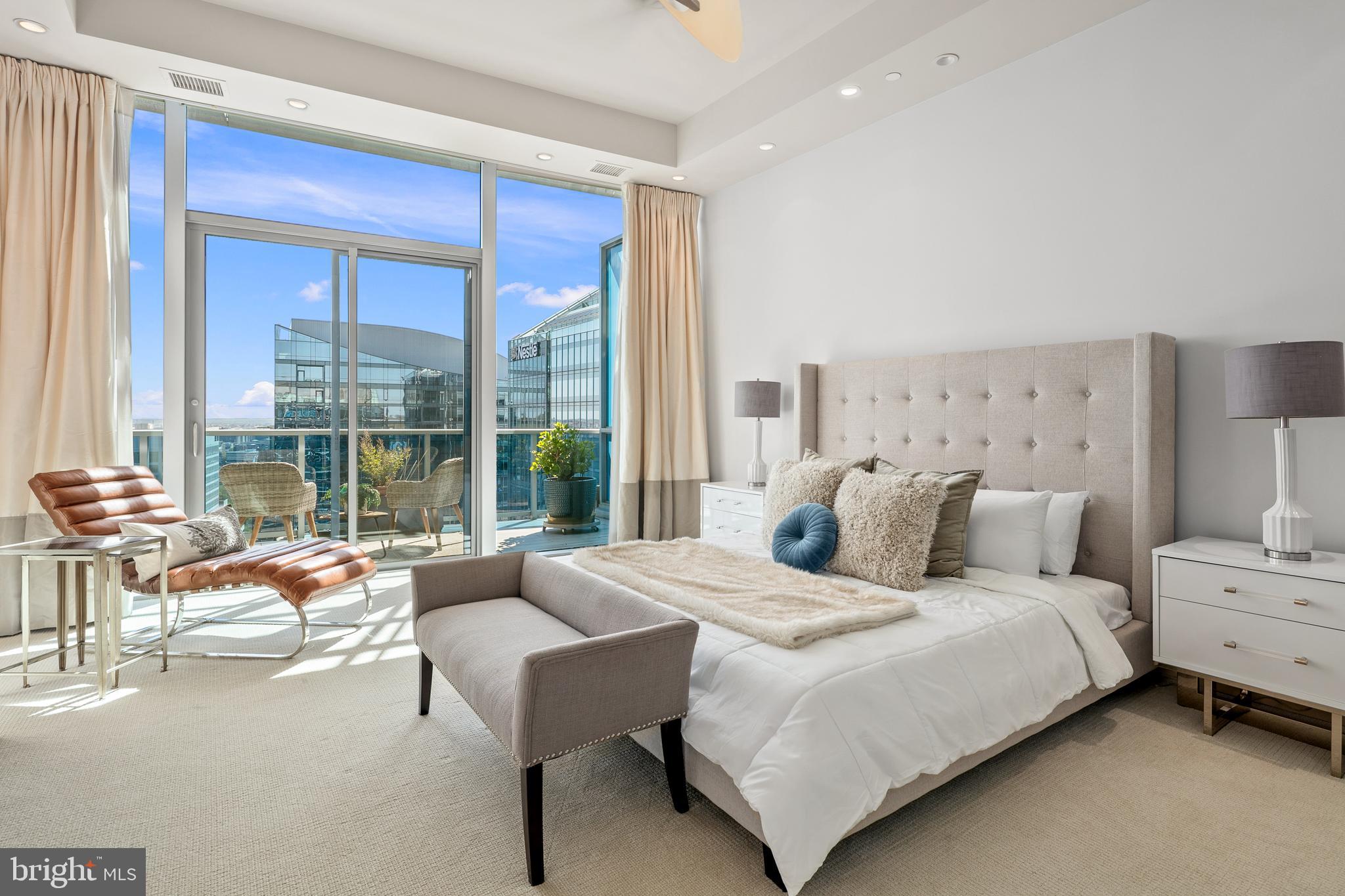 1881 N NASH STREET TS 09