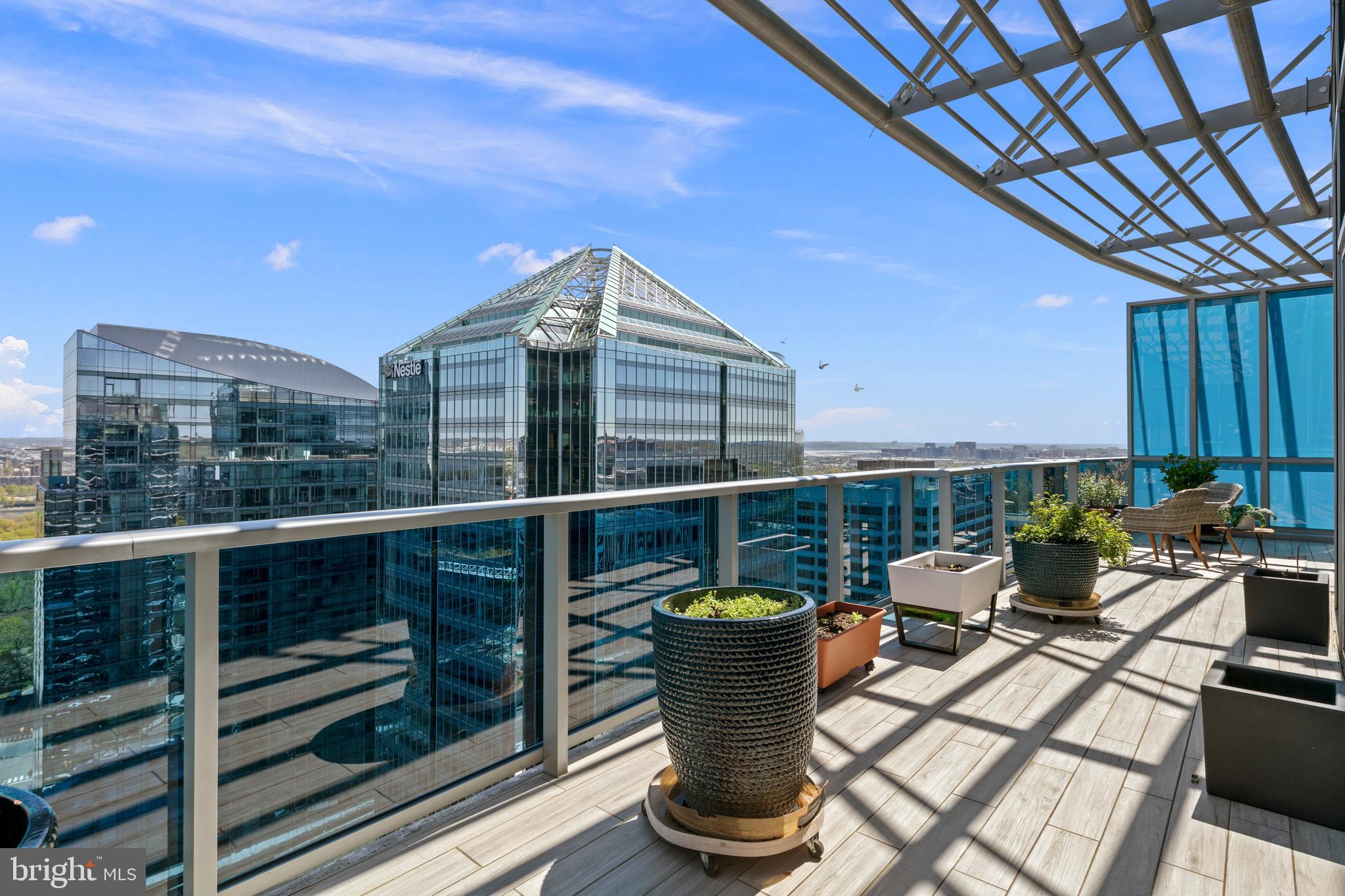 1881 N NASH STREET TS 09