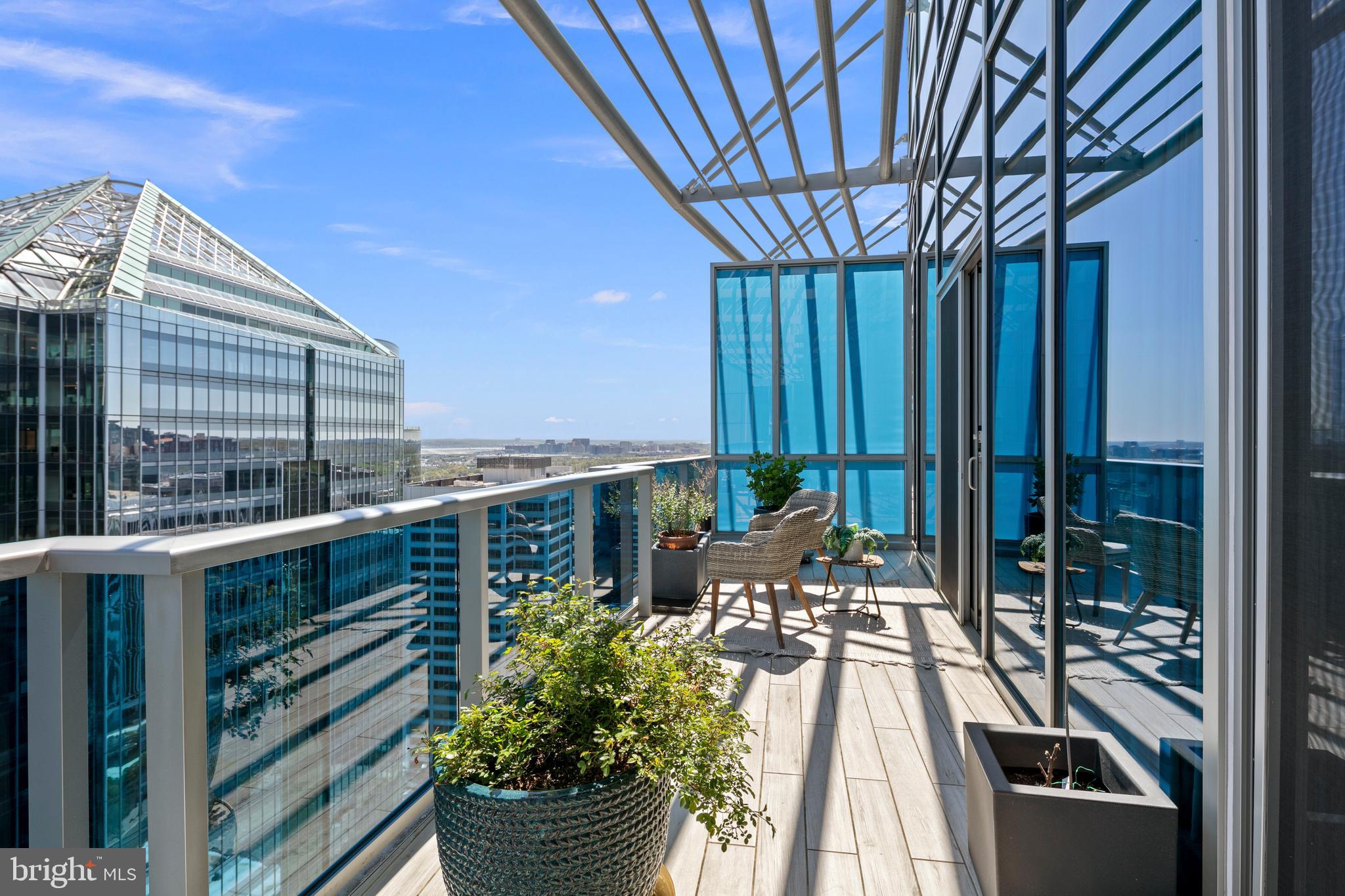 1881 N NASH STREET TS 09