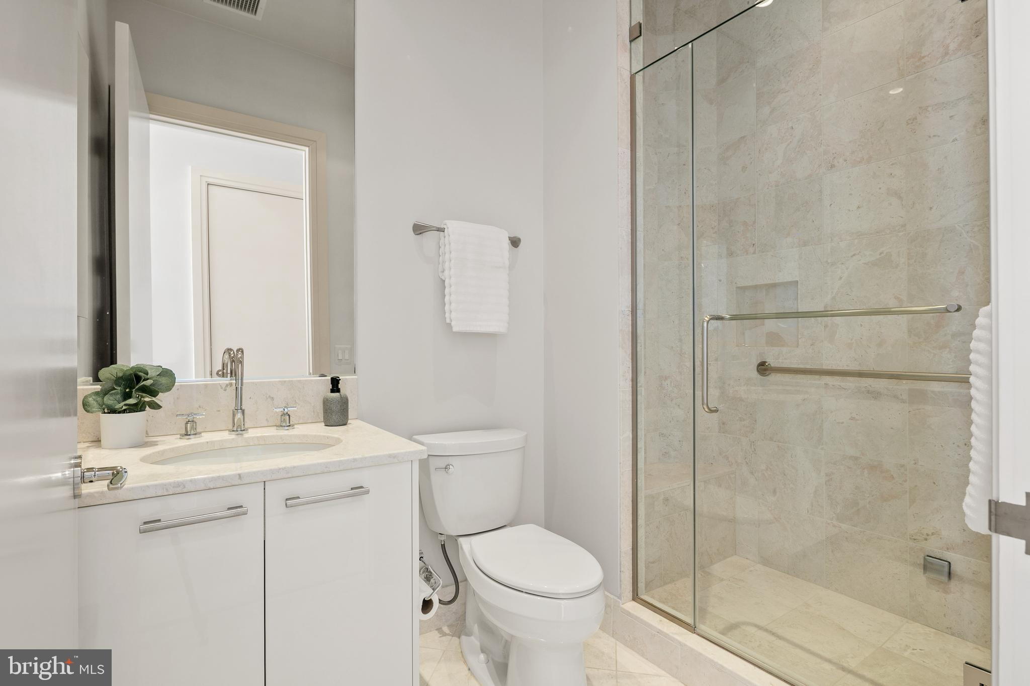 1881 N NASH STREET TS 09