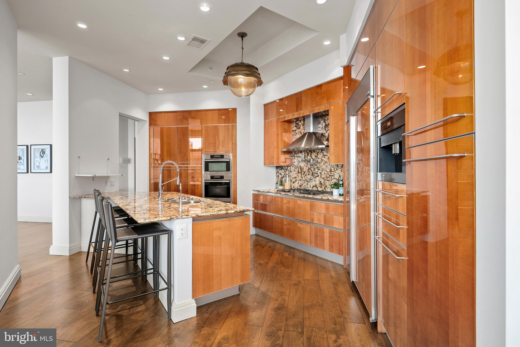 1881 N NASH STREET TS 09