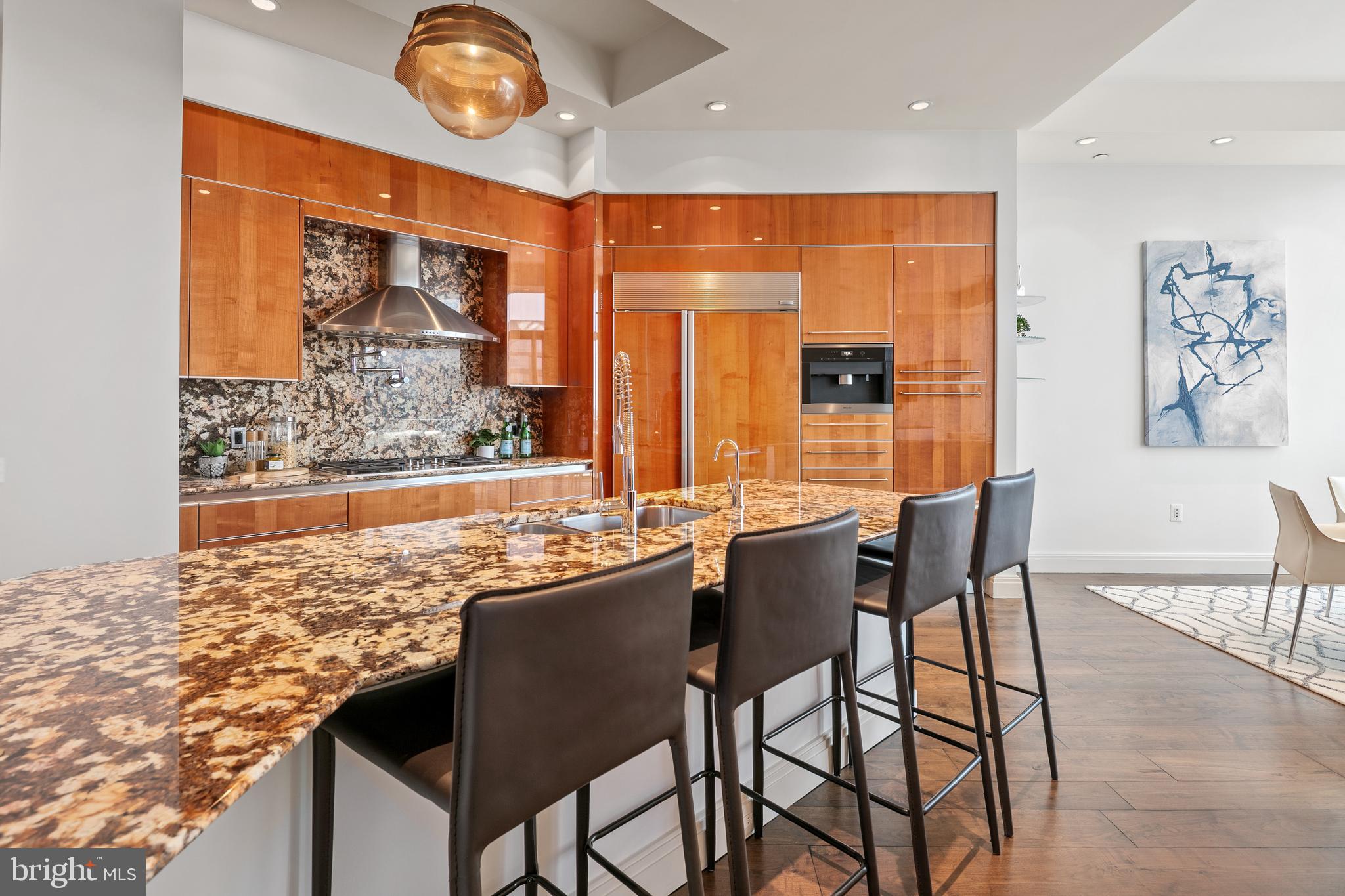 1881 N NASH STREET TS 09