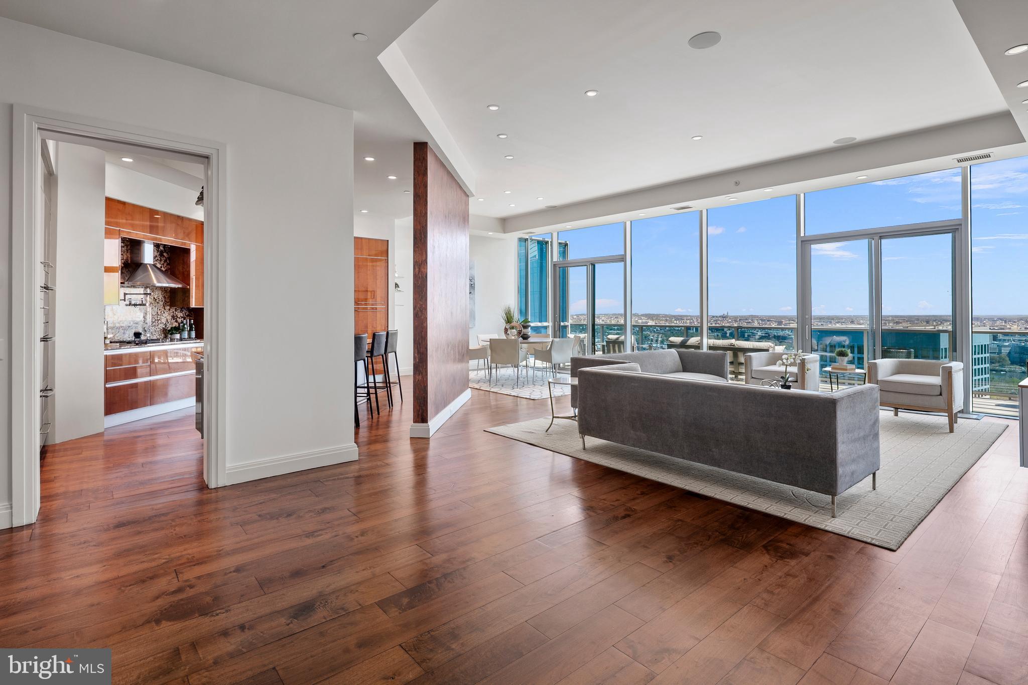 1881 N NASH STREET TS 09