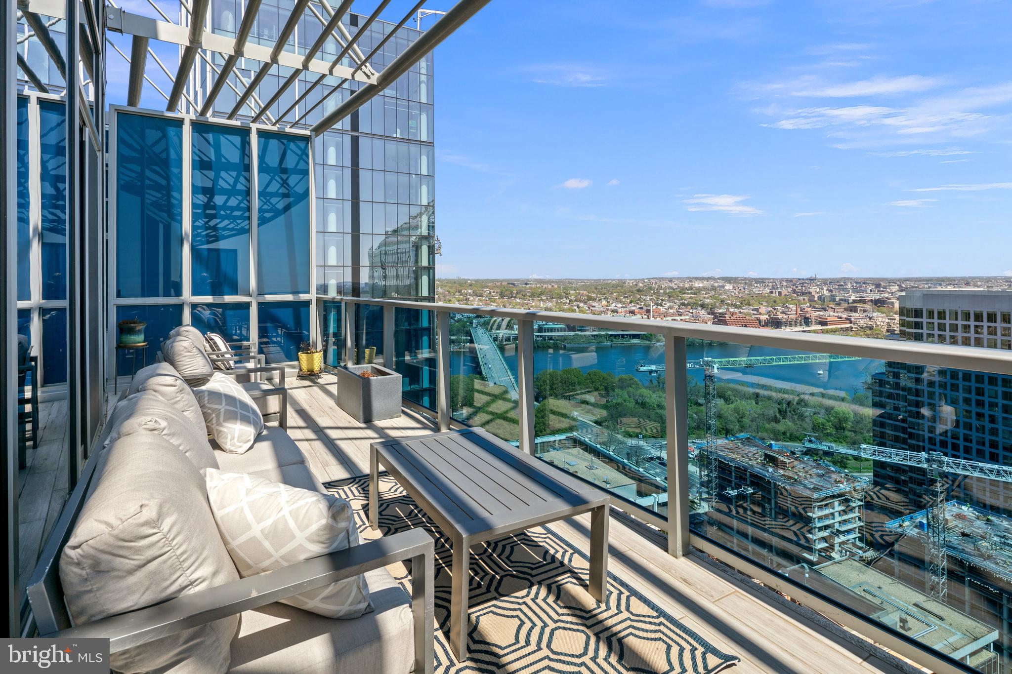 1881 N NASH STREET TS 09