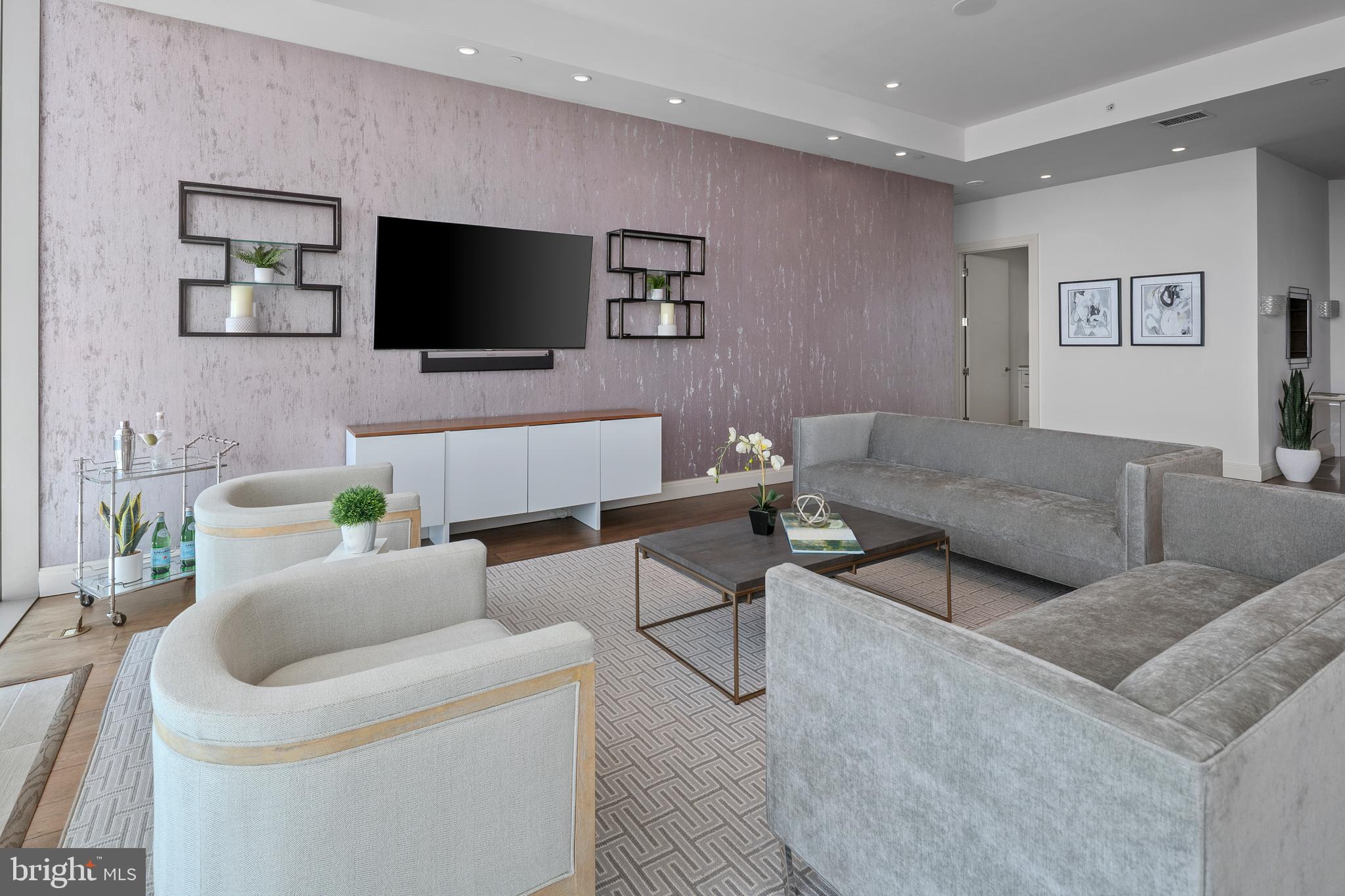 1881 N NASH STREET TS 09