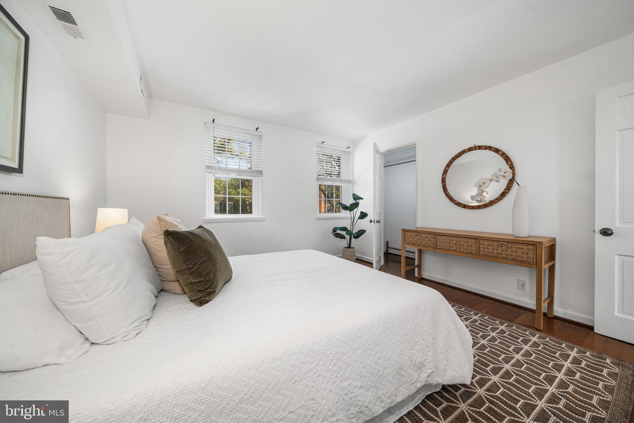4829 28TH STREET S A