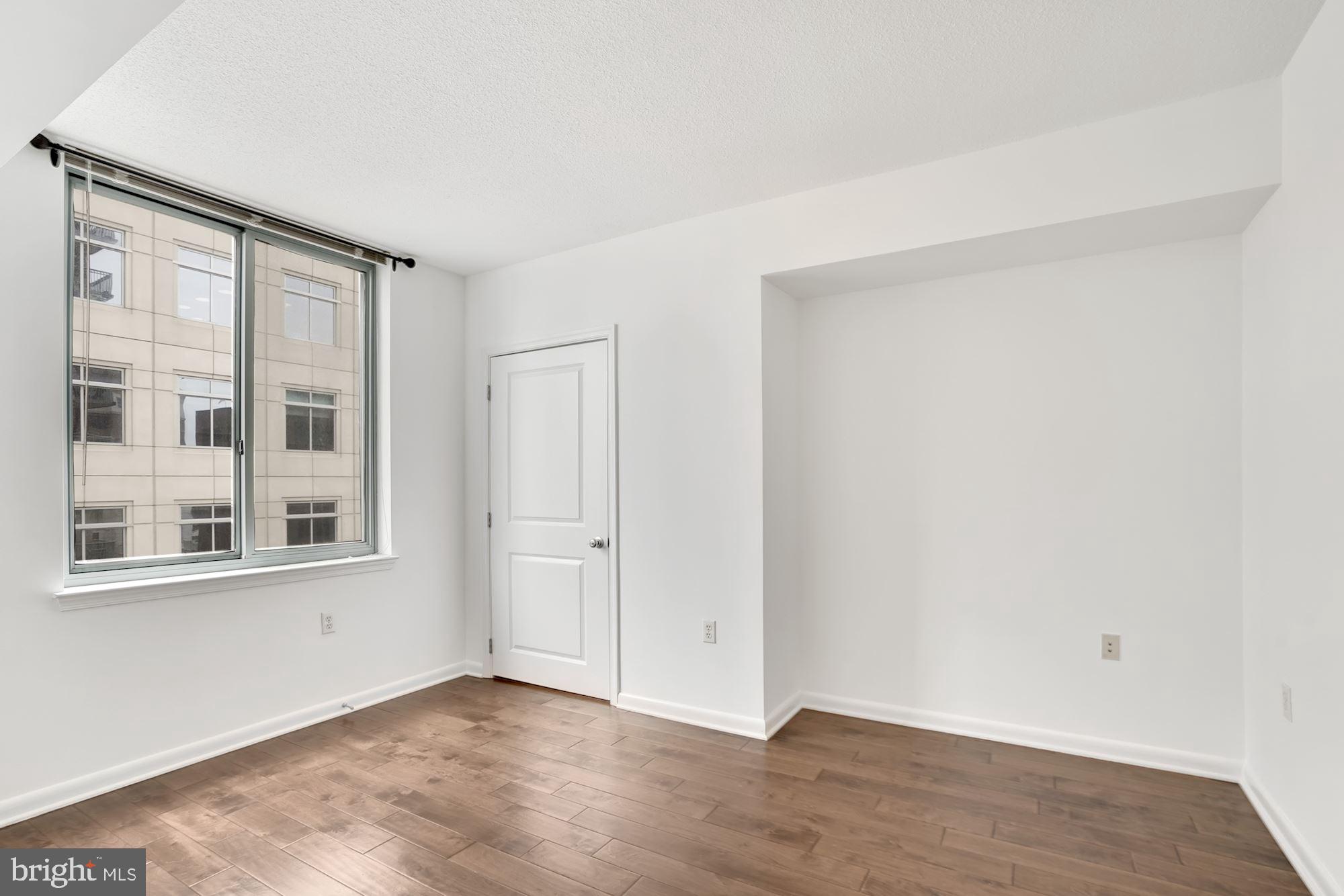 851 N GLEBE ROAD 418
