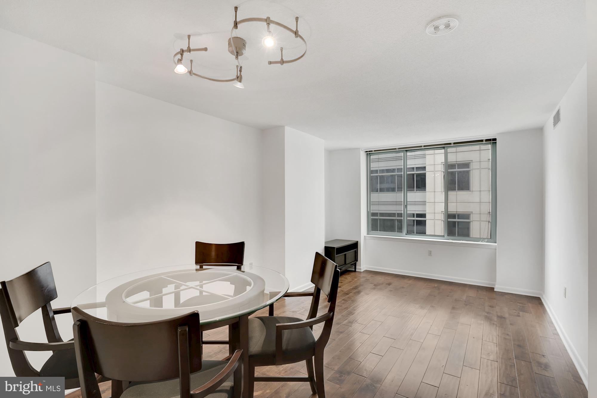 851 N GLEBE ROAD 418