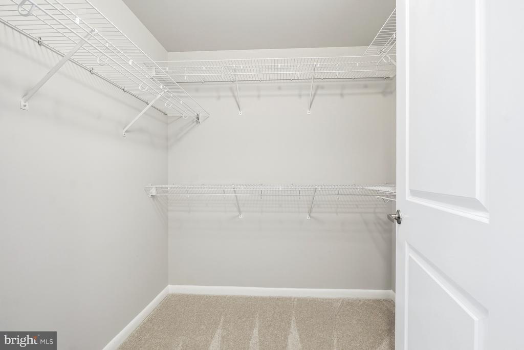 1021 GARFIELD STREET Unit: 627