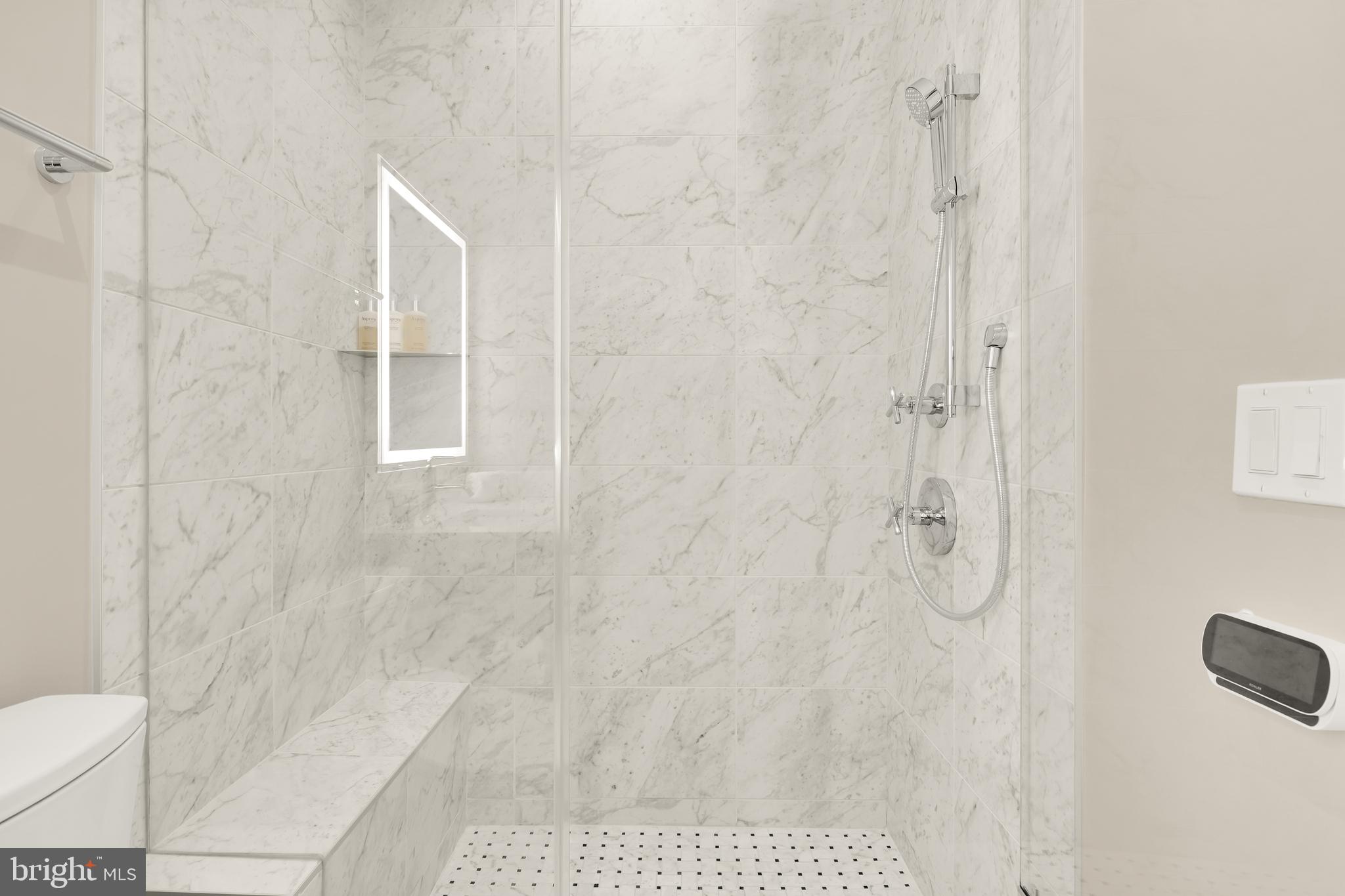 215 MONTGOMERY STREET