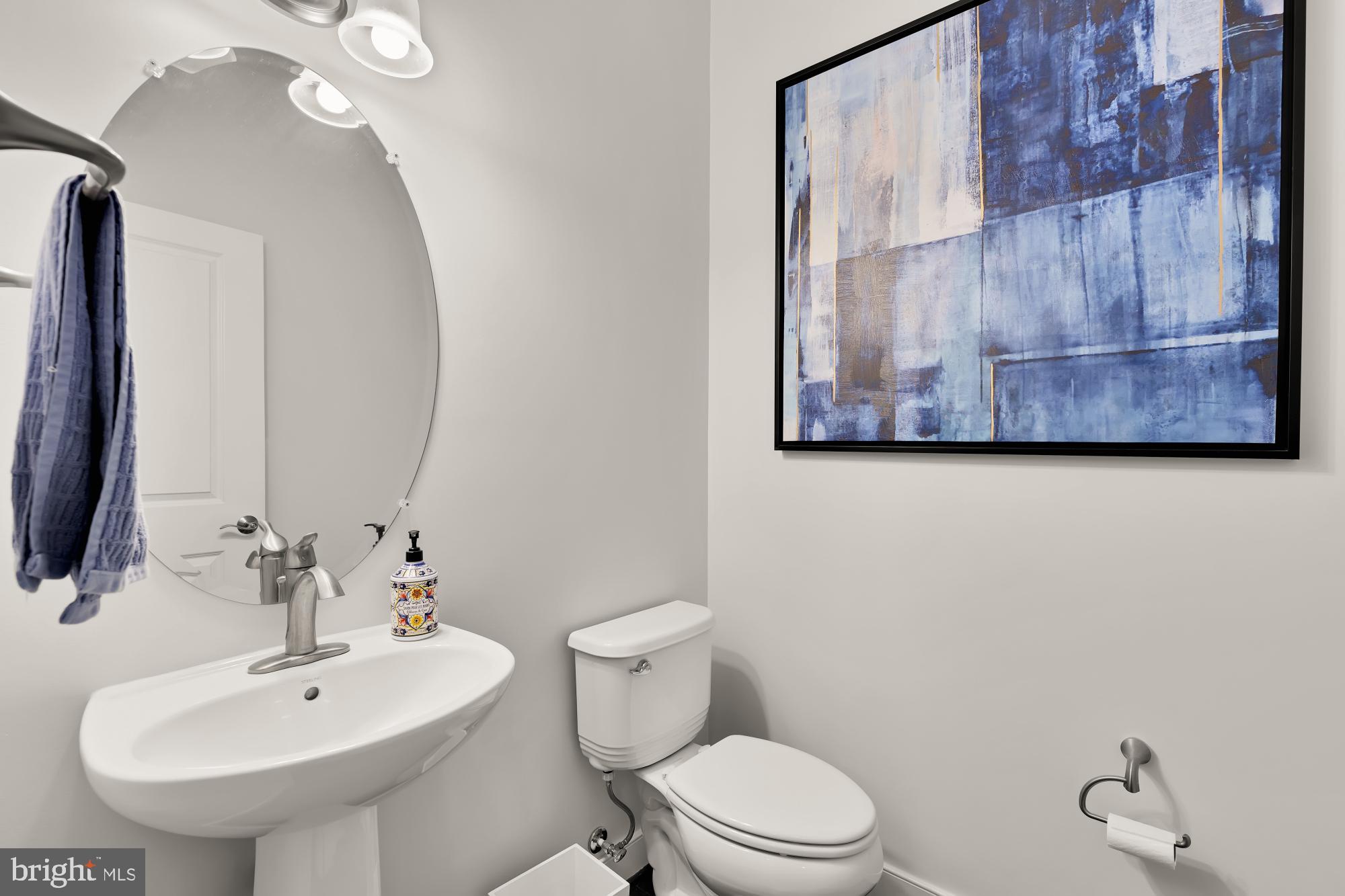 619 MCKENZIE AVENUE 102