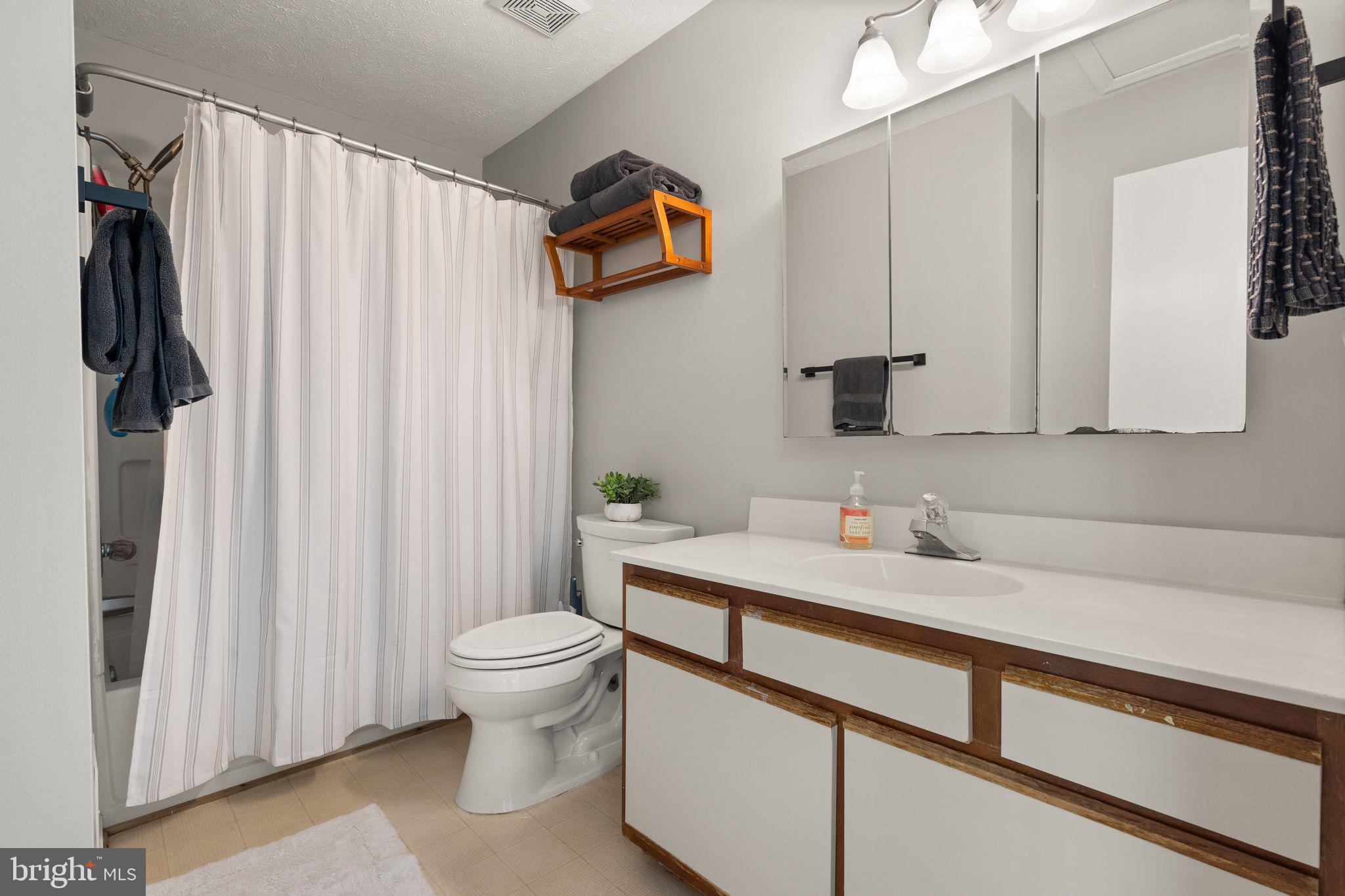 14019 GRUMBLE JONES COURT A