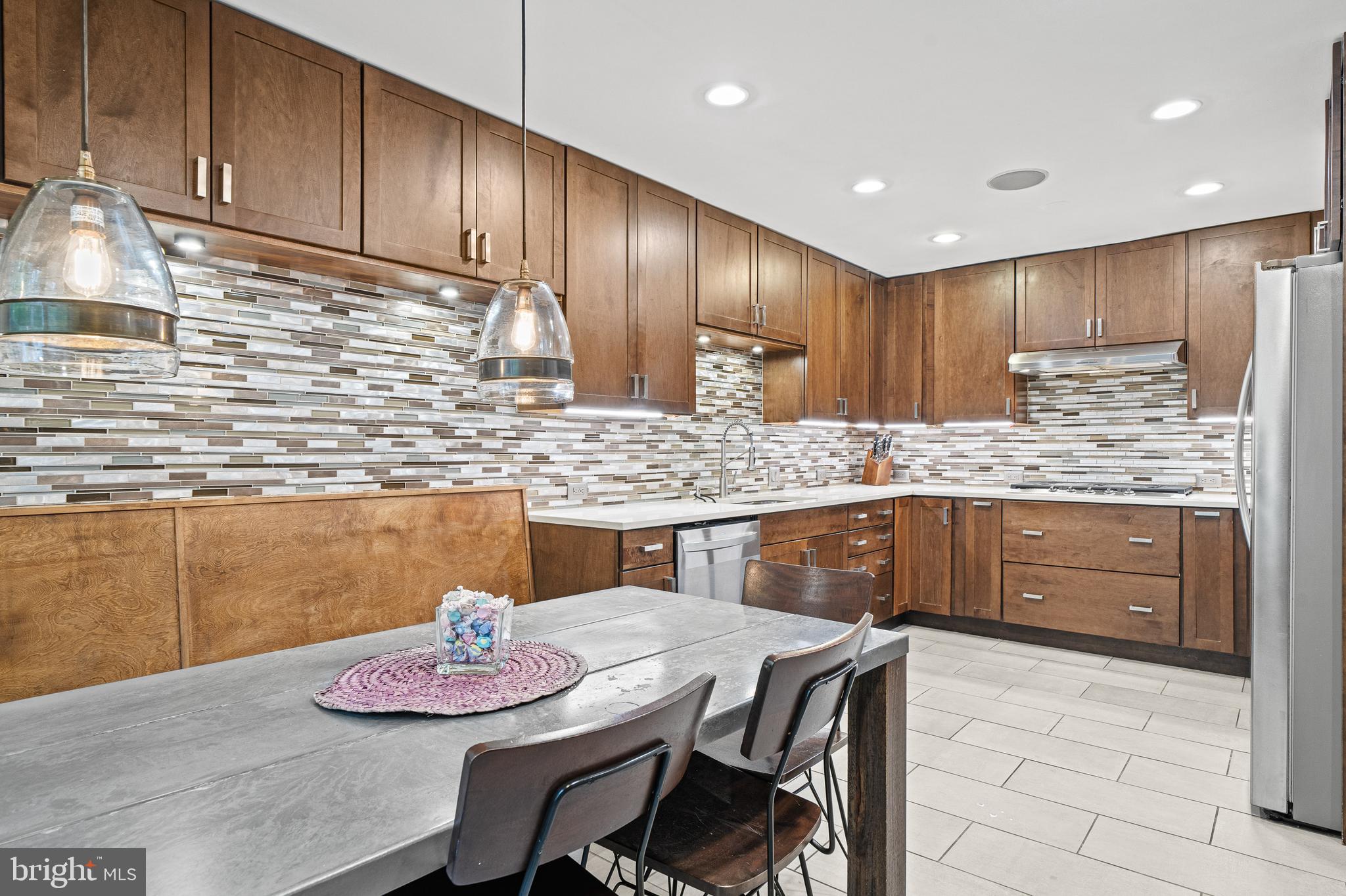 1674 CHIMNEY HOUSE ROAD