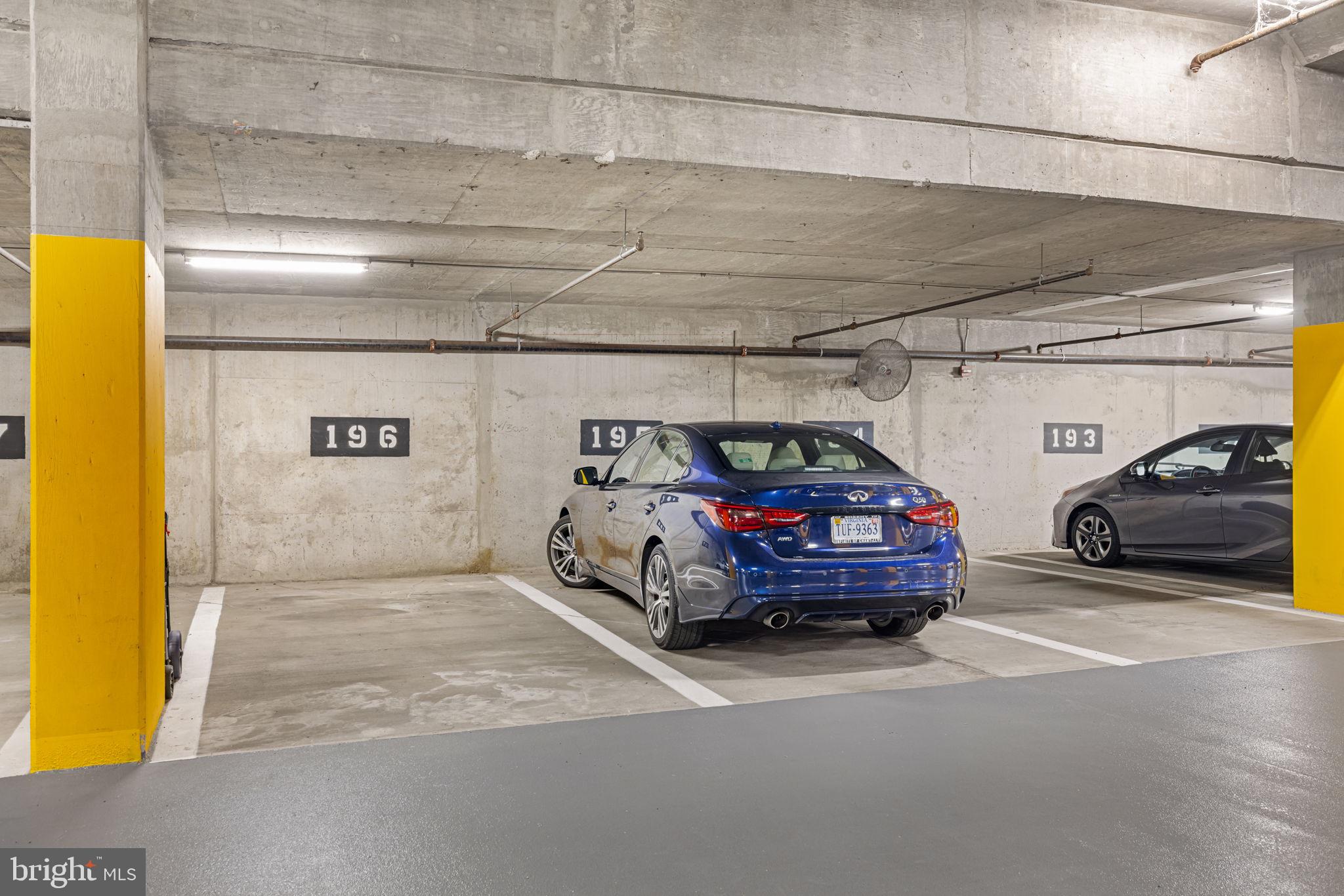 11776 STRATFORD HOUSE PLACE 907