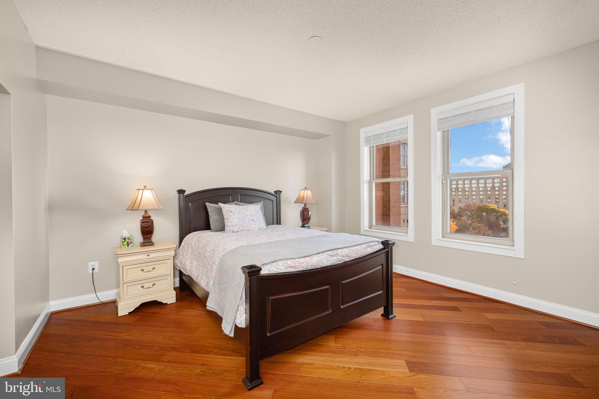 11776 STRATFORD HOUSE PLACE 907