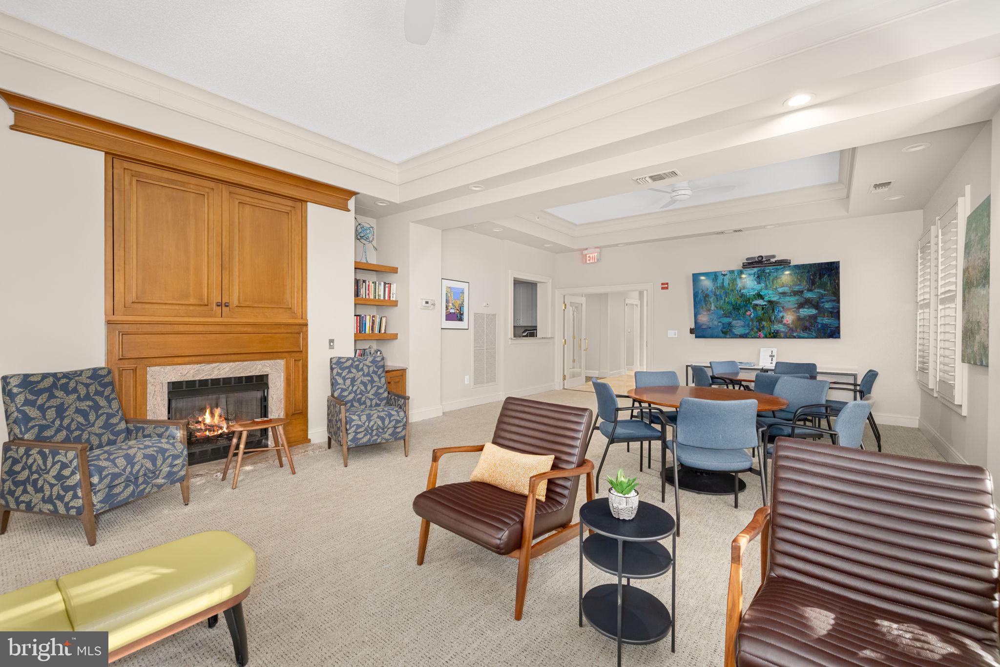 11776 STRATFORD HOUSE PLACE 907