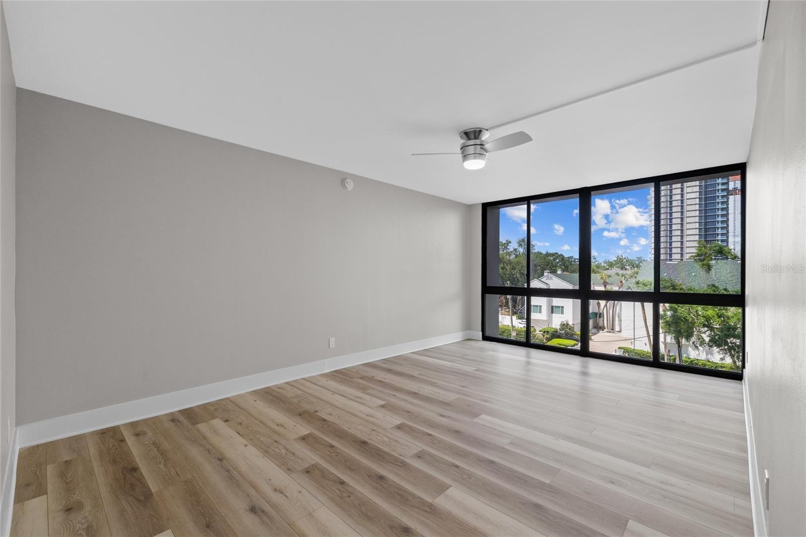3301 BAYSHORE BLVD #503