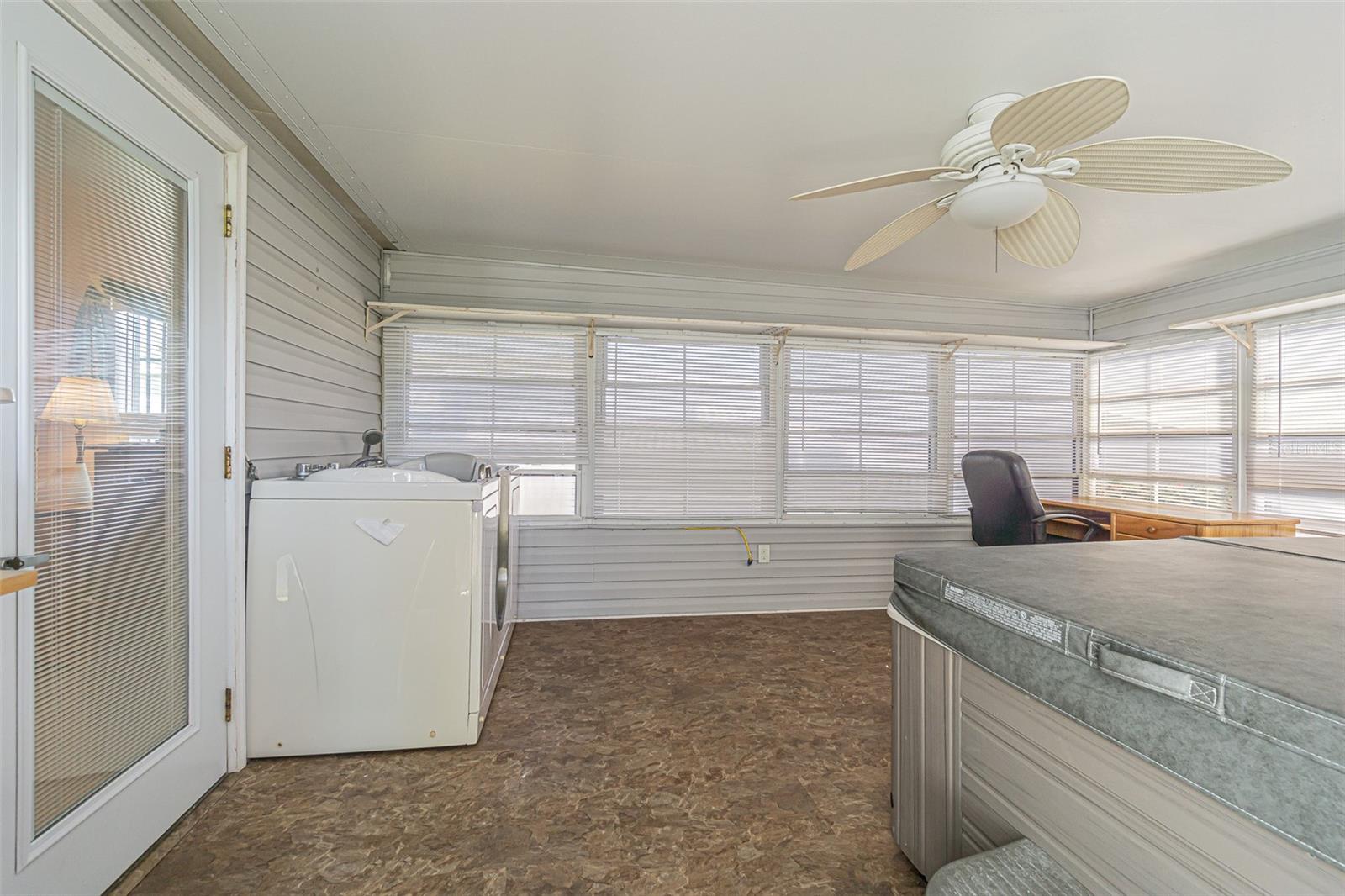 37532 NEW HORIZONS BLVD