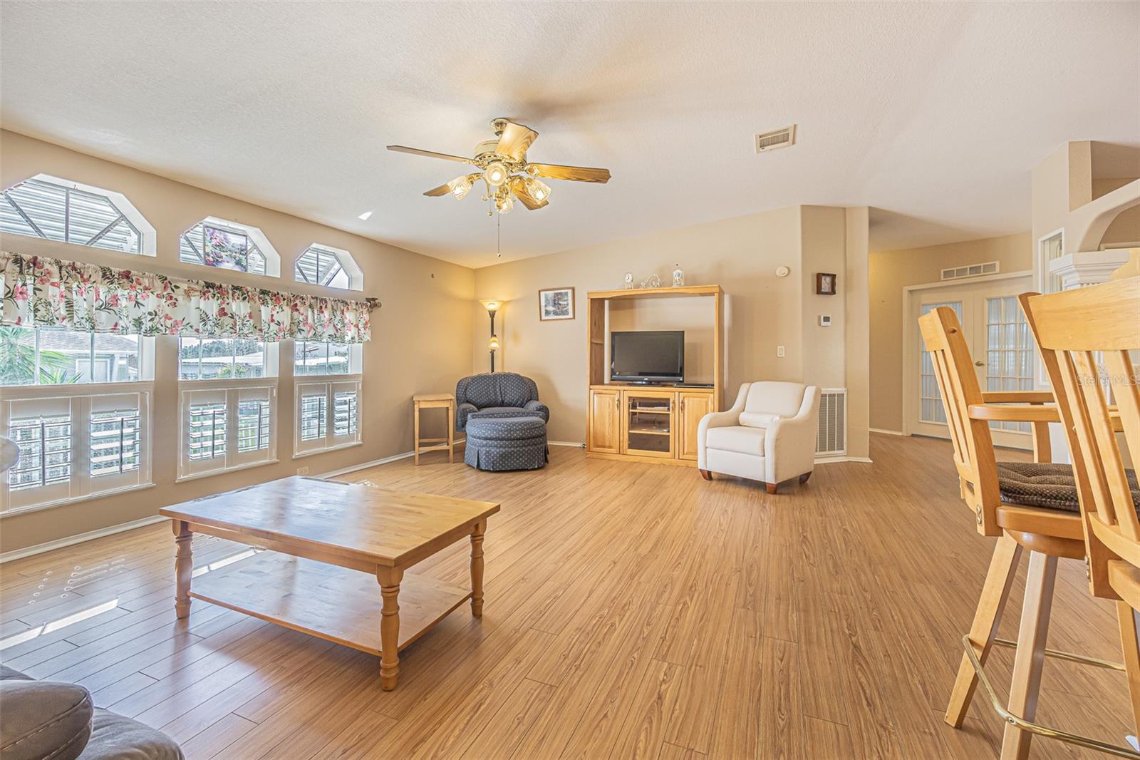 37532 NEW HORIZONS BLVD