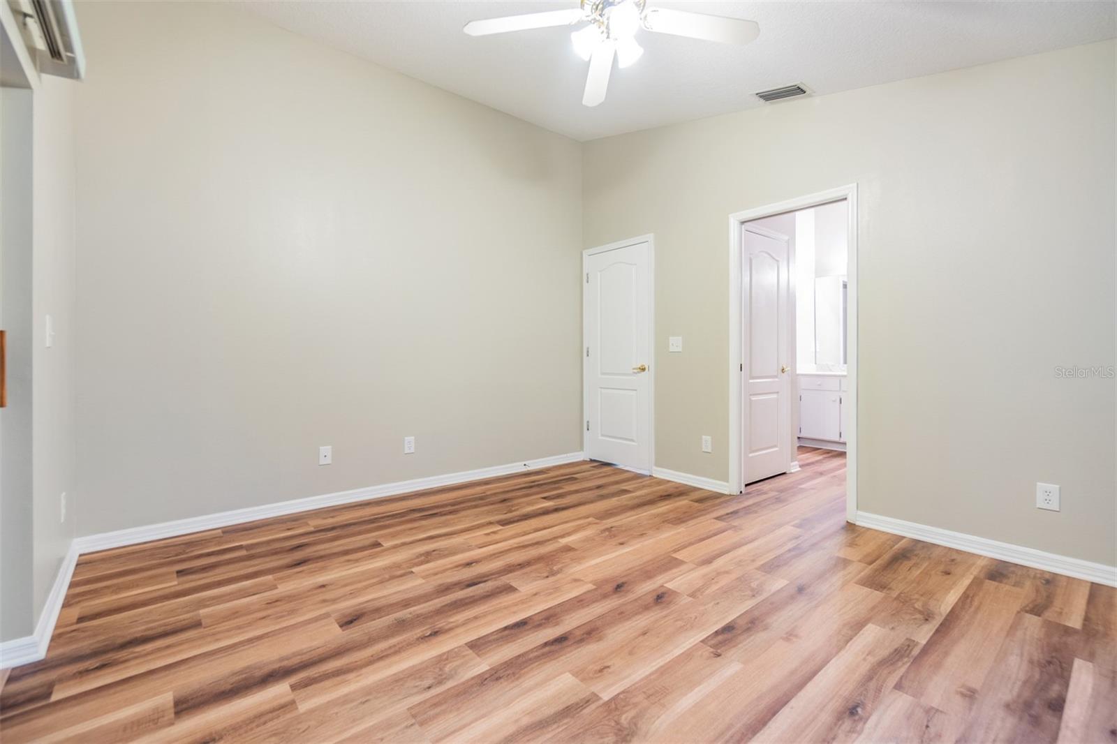 6928 STEPHENS PATH